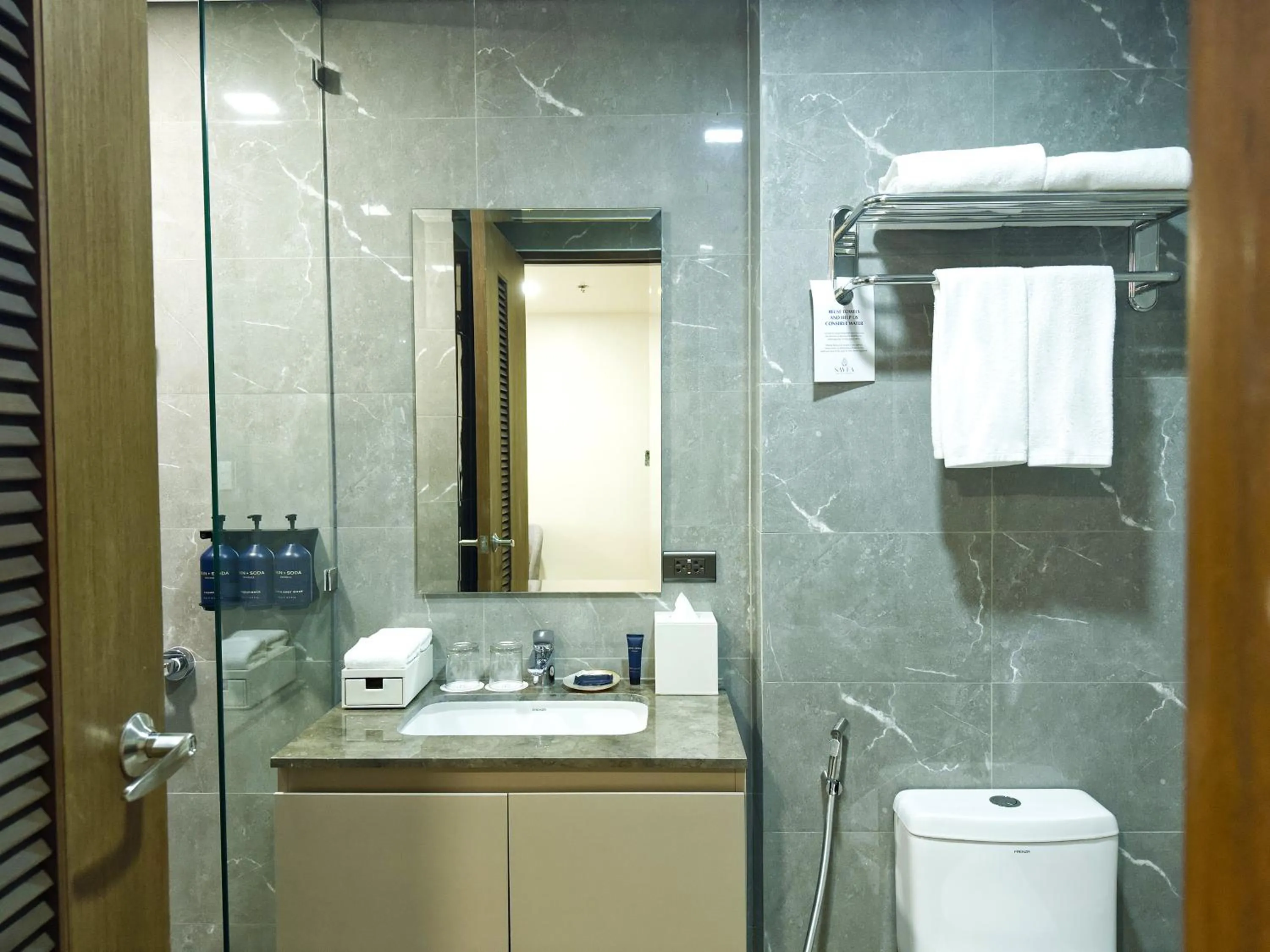 Bathroom in Savea Bay City Manila