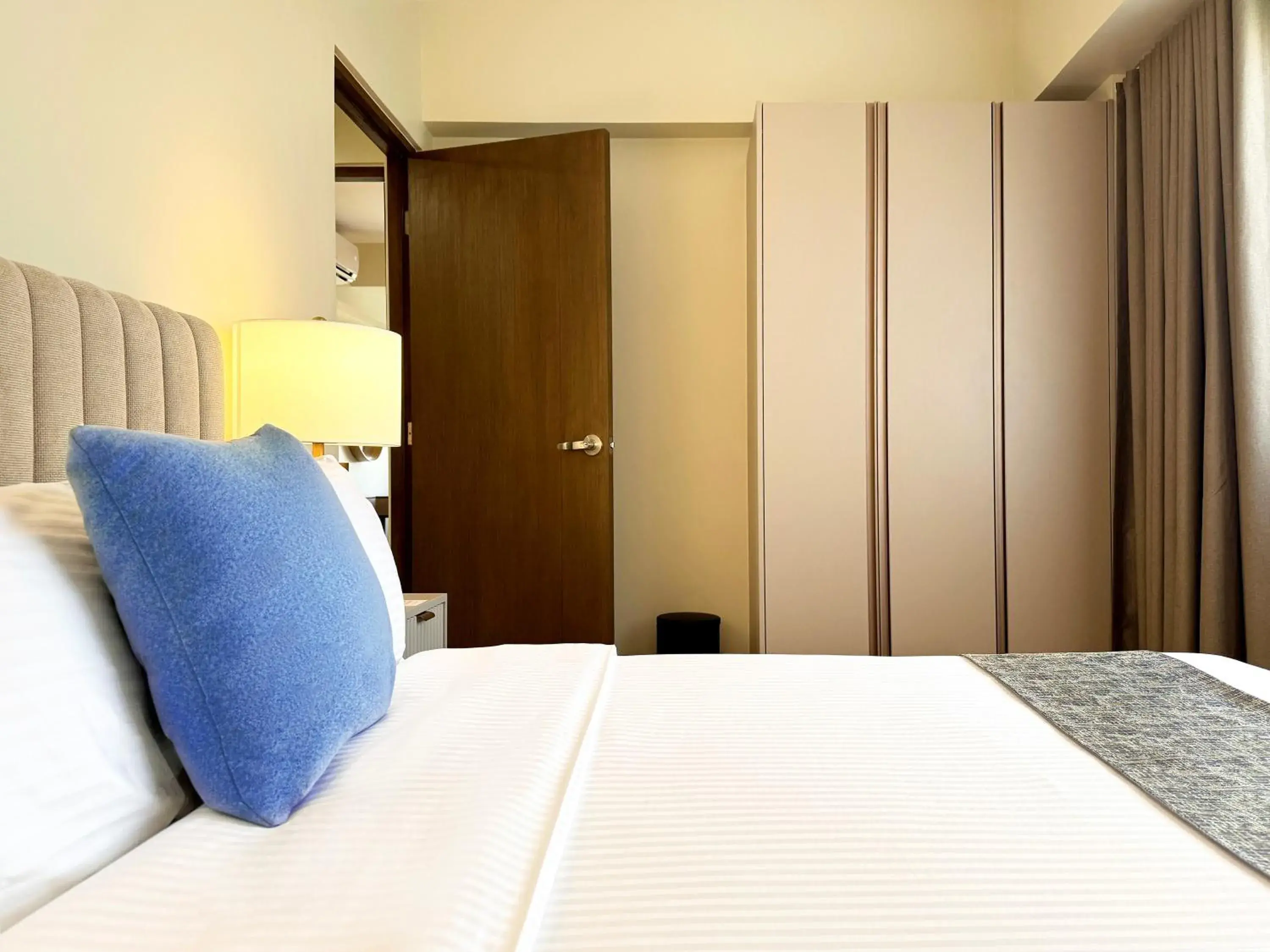 Bed in Savea Bay City Manila Bed in Savea Bay City Manila