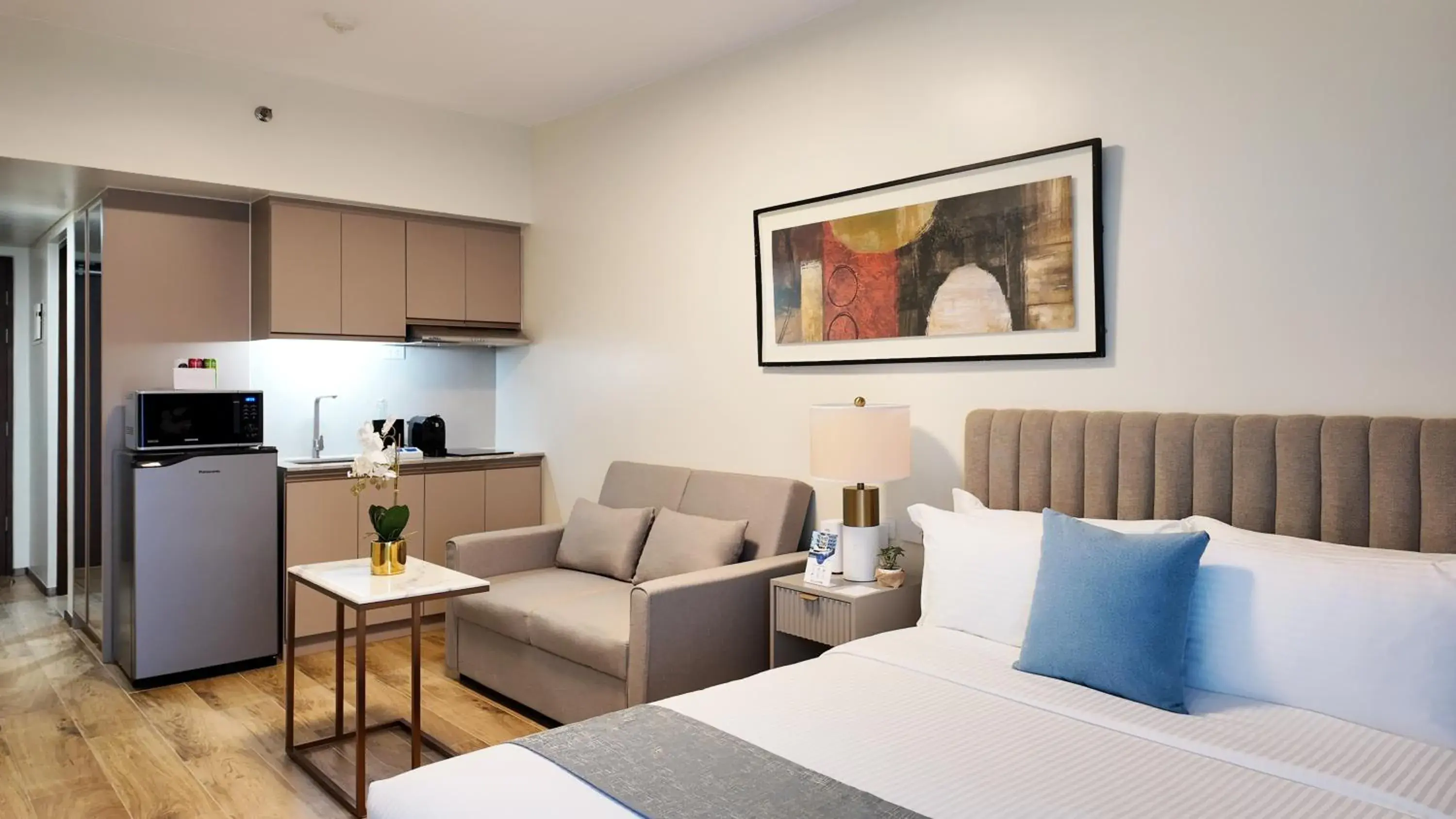 Bedroom, Bed in Savea Bay City Manila Bedroom, Bed in Savea Bay City Manila