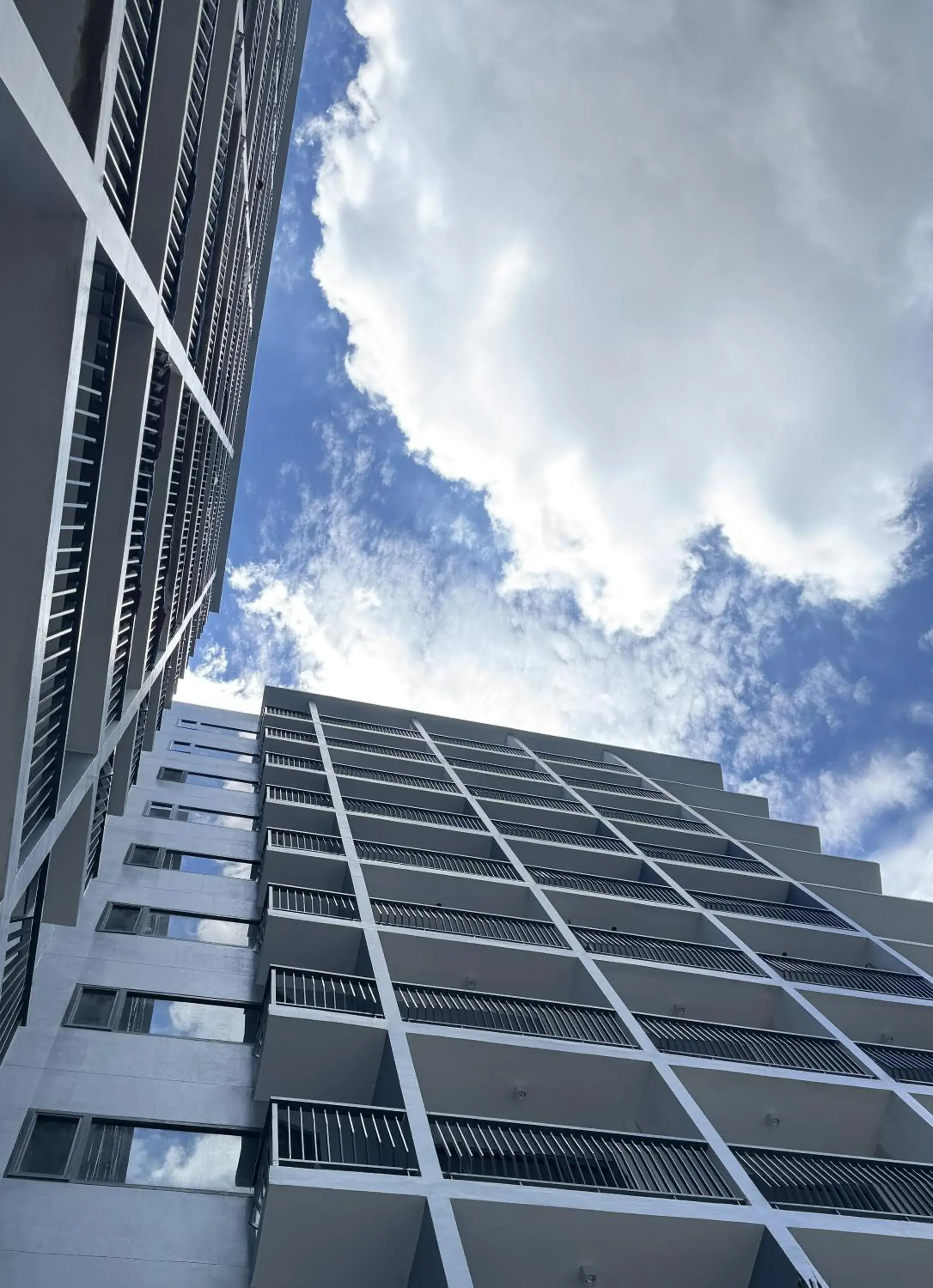 Property building in Savea Bay City Manila Property building in Savea Bay City Manila