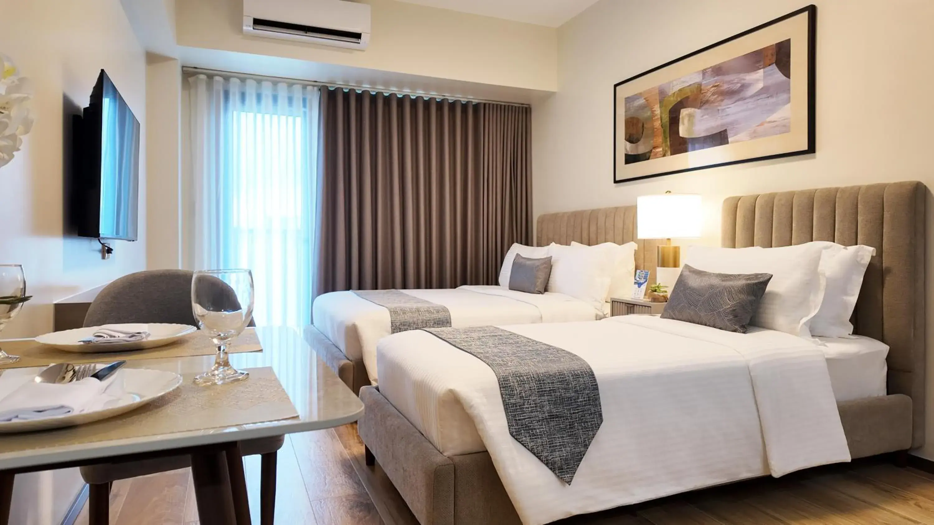 Shower, Bed in Savea Bay City Manila Shower, Bed in Savea Bay City Manila