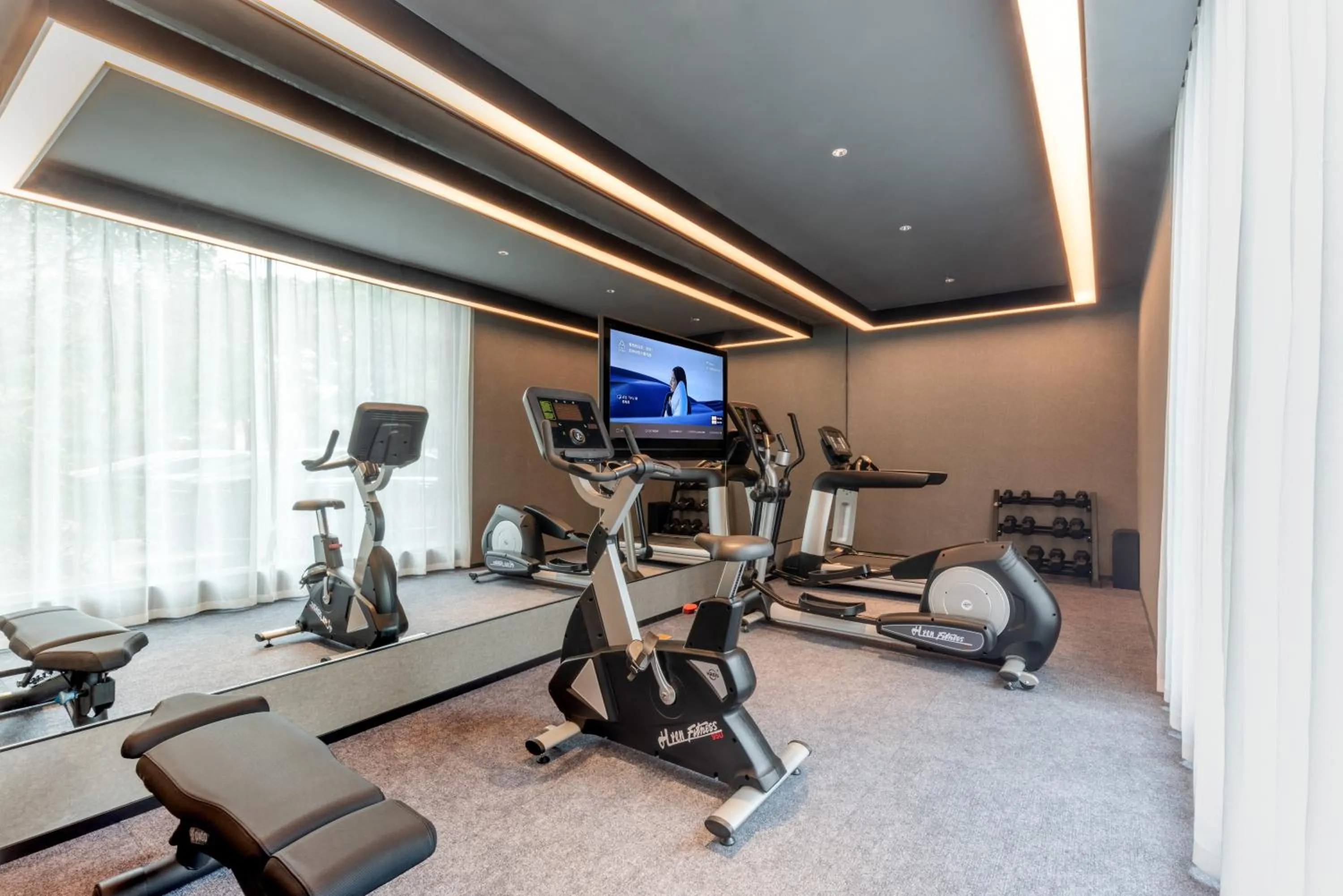 Fitness centre/facilities in Atour X Hotel Changsha IFS Middle Furong Road