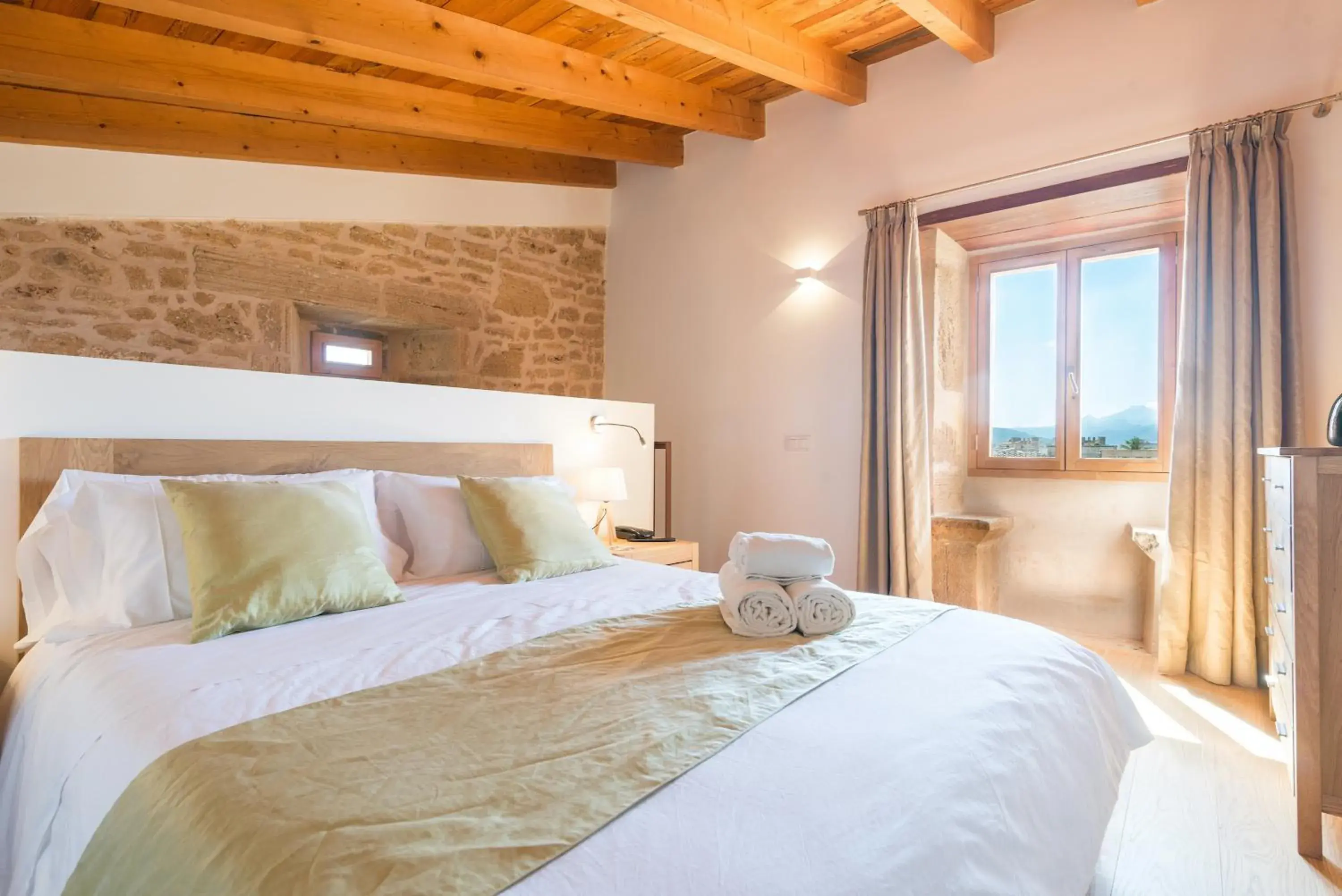 Decorative detail, Bed in Bordoy Mostatxins - Hotel Boutique Adults Only Decorative detail, Bed in Bordoy Mostatxins - Hotel Boutique Adults Only