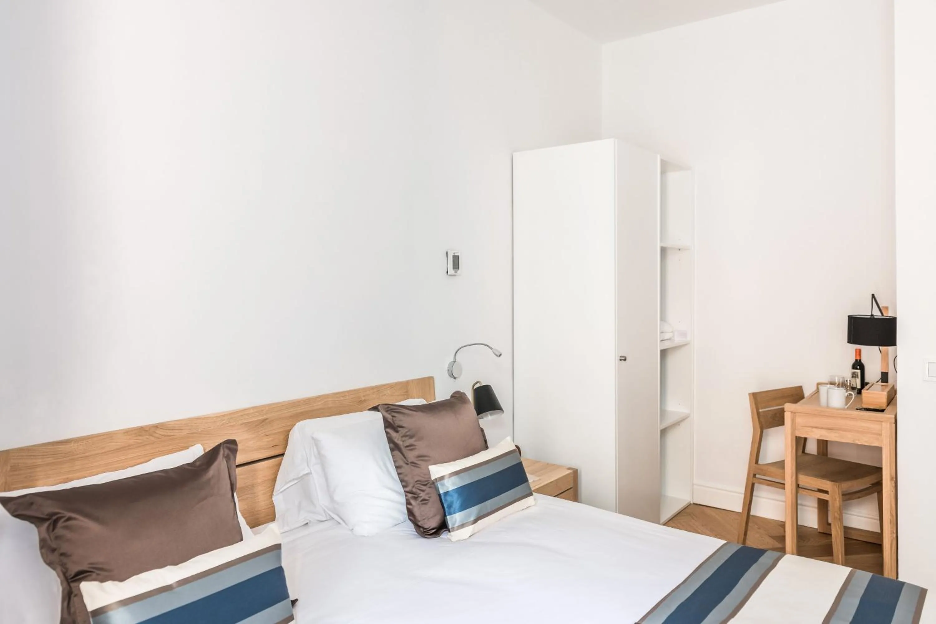 Decorative detail, Bed in Bordoy Mostatxins - Hotel Boutique Adults Only