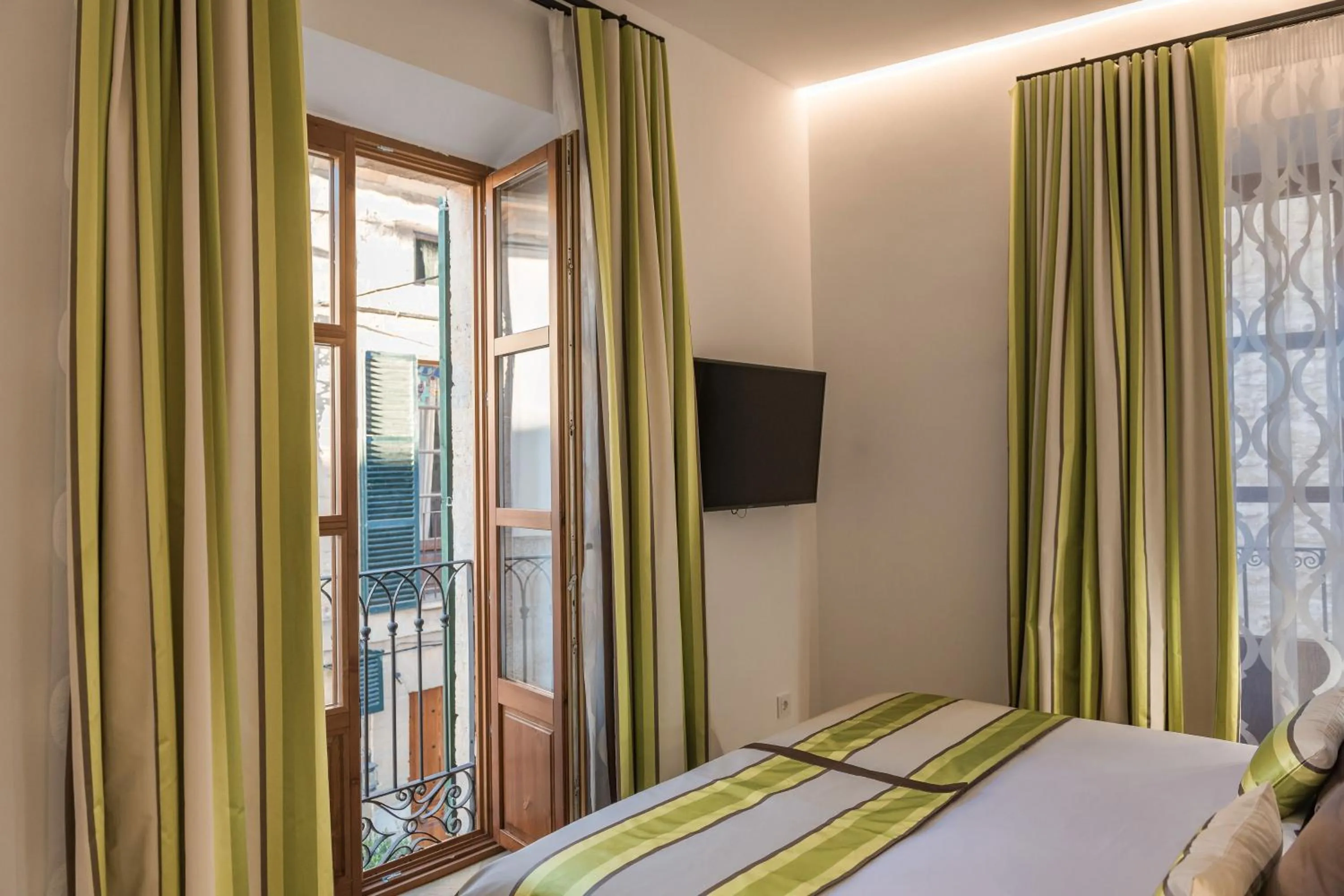 Bed in Bordoy Mostatxins - Hotel Boutique Adults Only