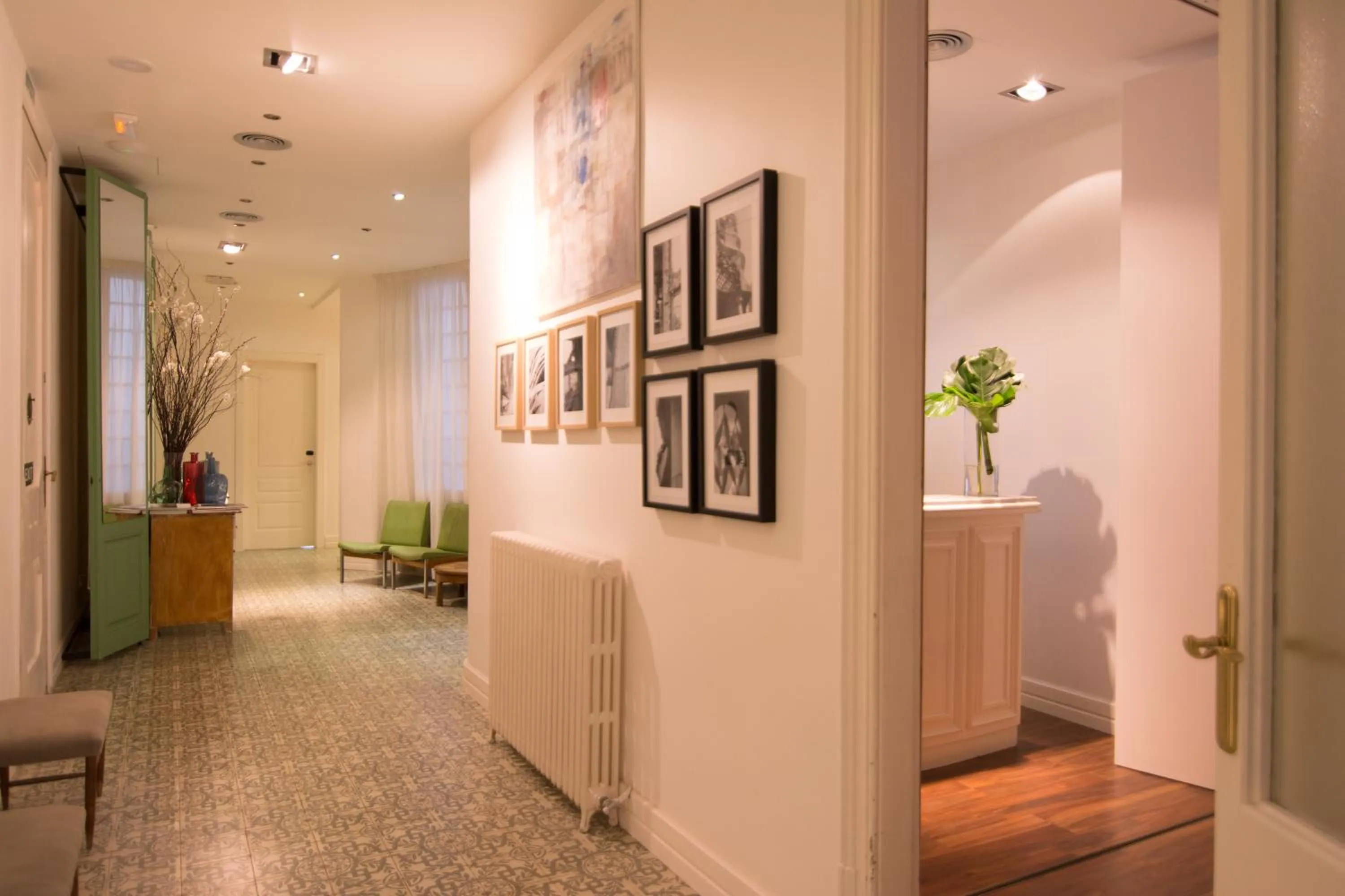 Lobby or reception, Bed in Forget Me Not Barcelona