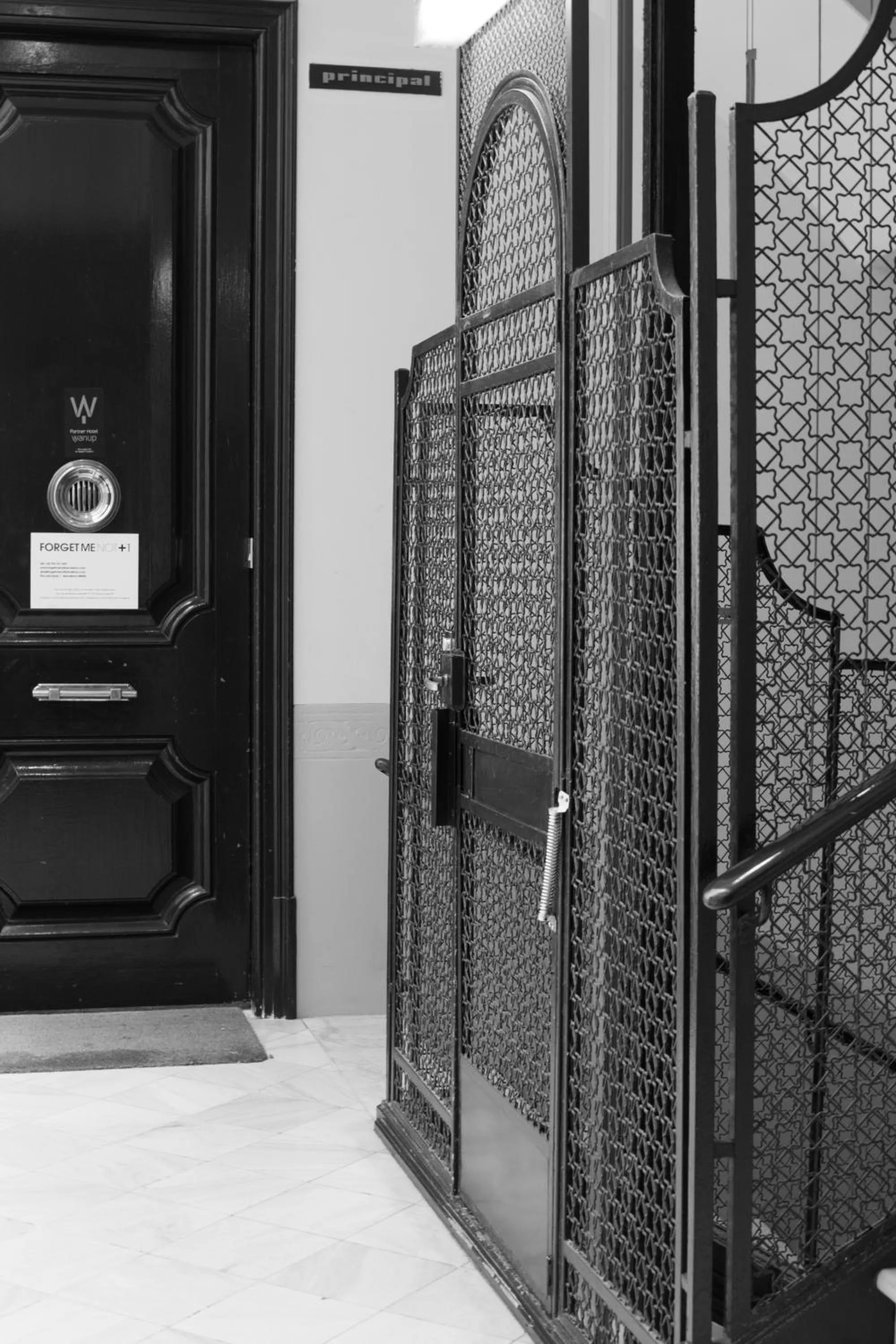 Facade/entrance in Forget Me Not Barcelona