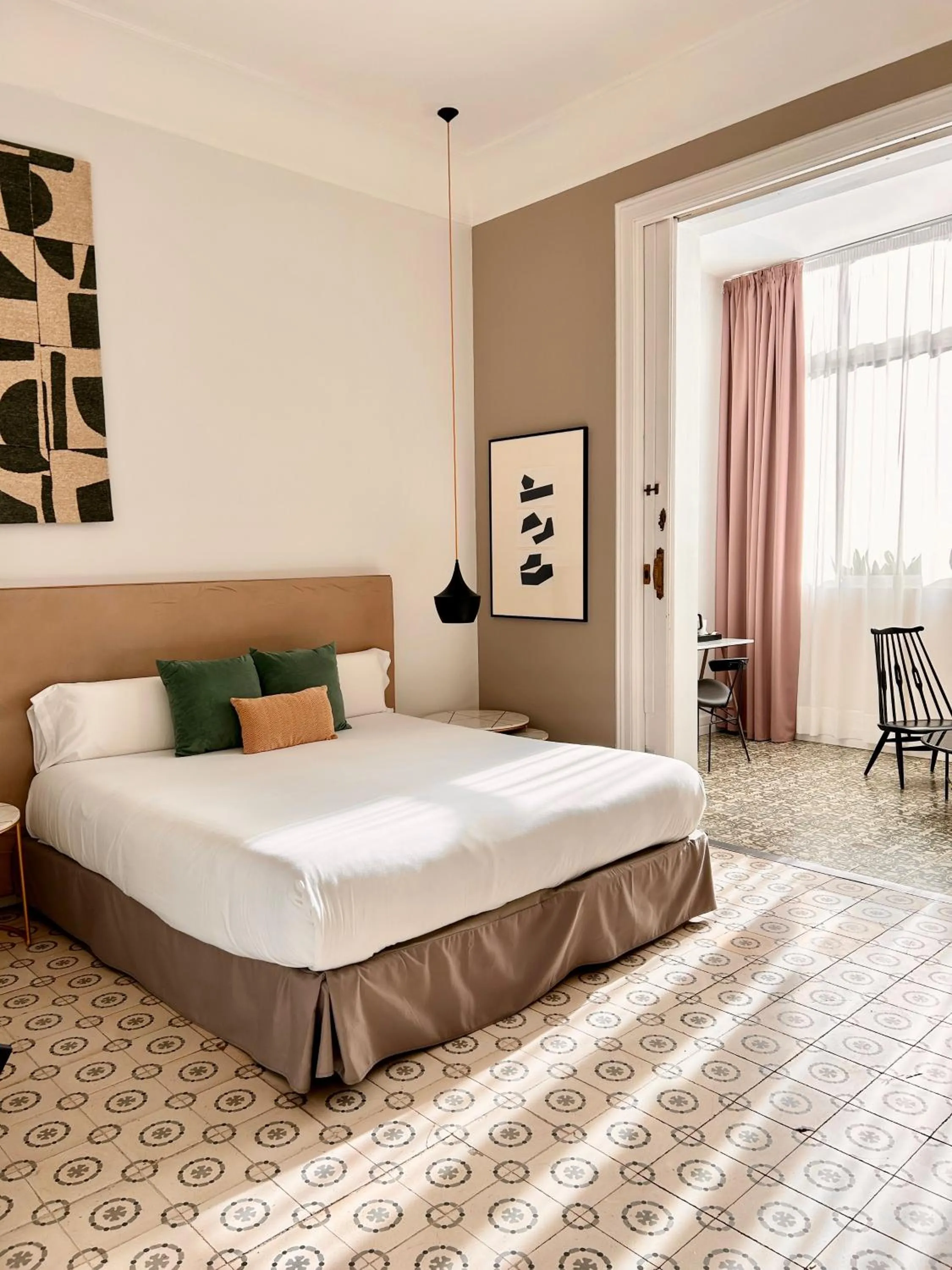 Photo of the whole room, Bed in Forget Me Not Barcelona