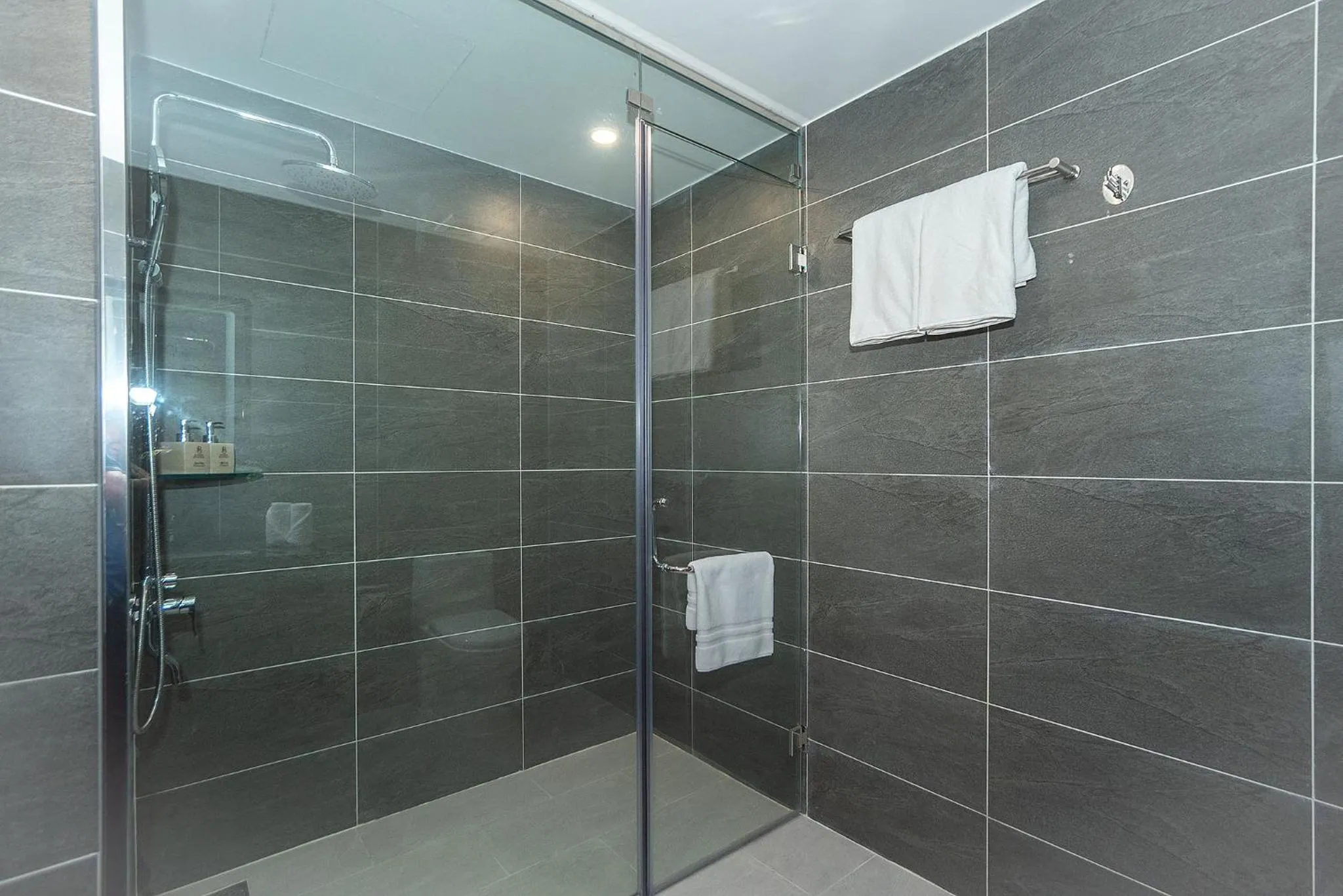 Shower in Bamboo Riverside Boutique Hotel