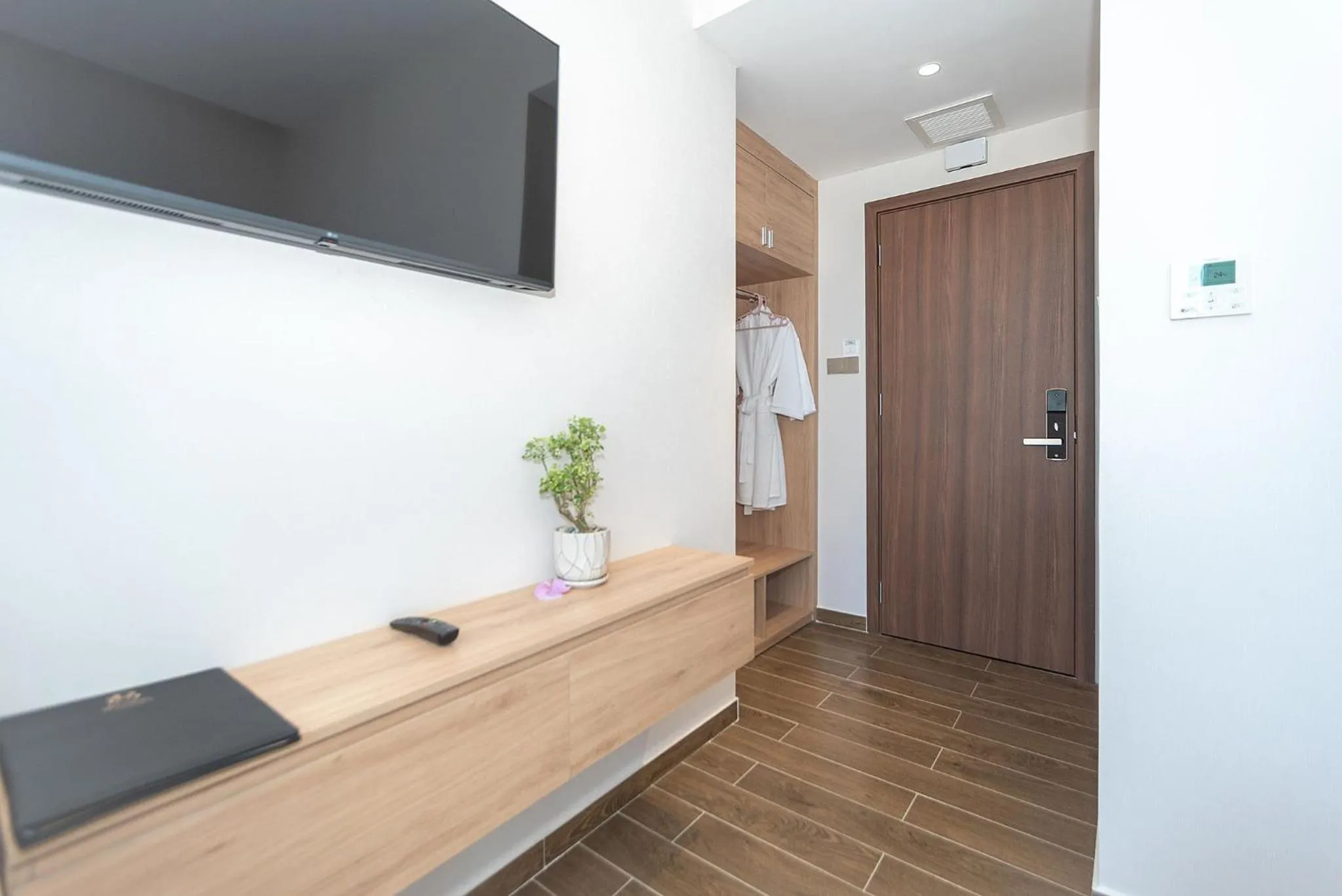 TV and multimedia, Bed in Bamboo Riverside Boutique Hotel