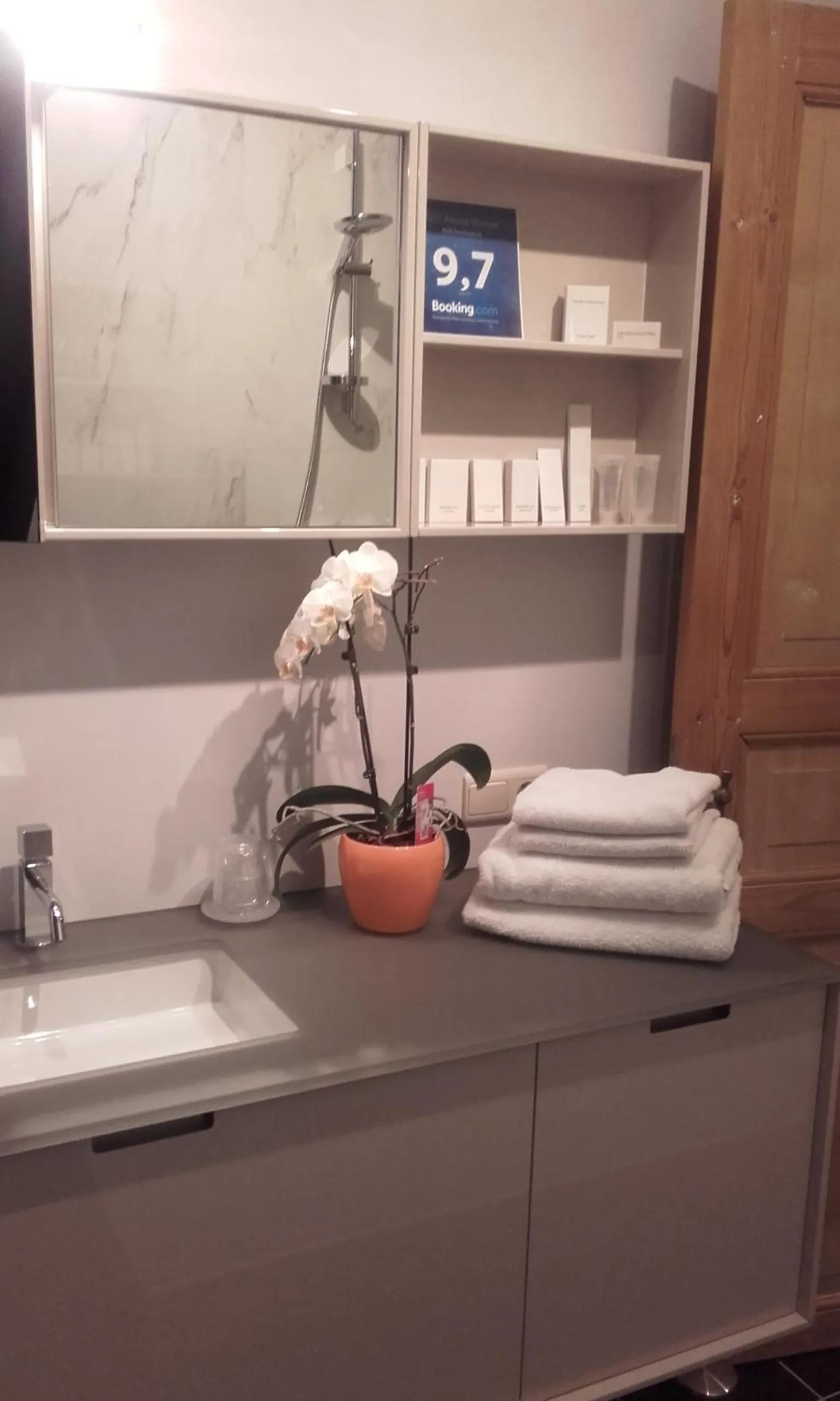 Bathroom in B&B Scheldekant