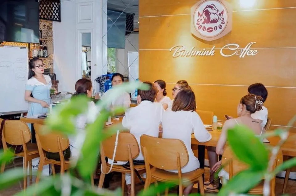 Restaurant/places to eat in Sen Trang Hotel