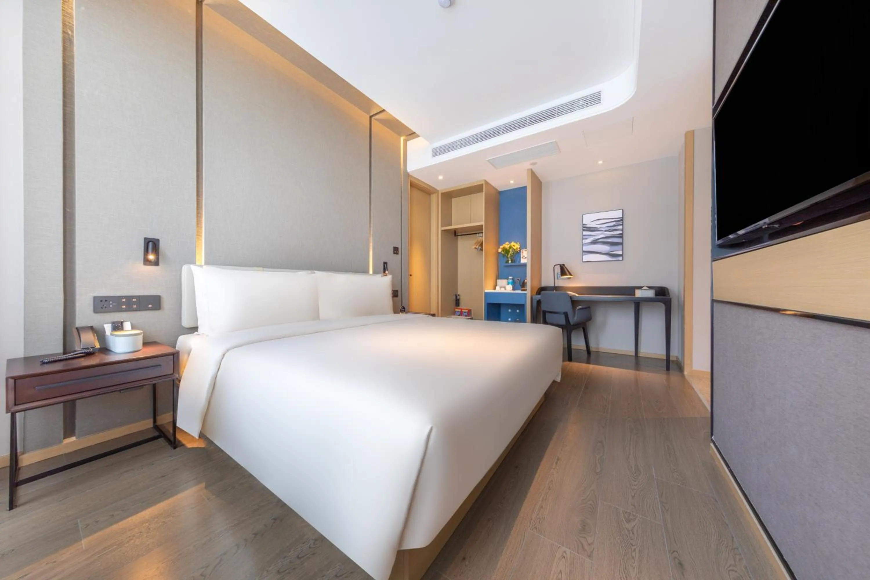 Atour Hotel Qingdao North Station Middle Chongqing Road