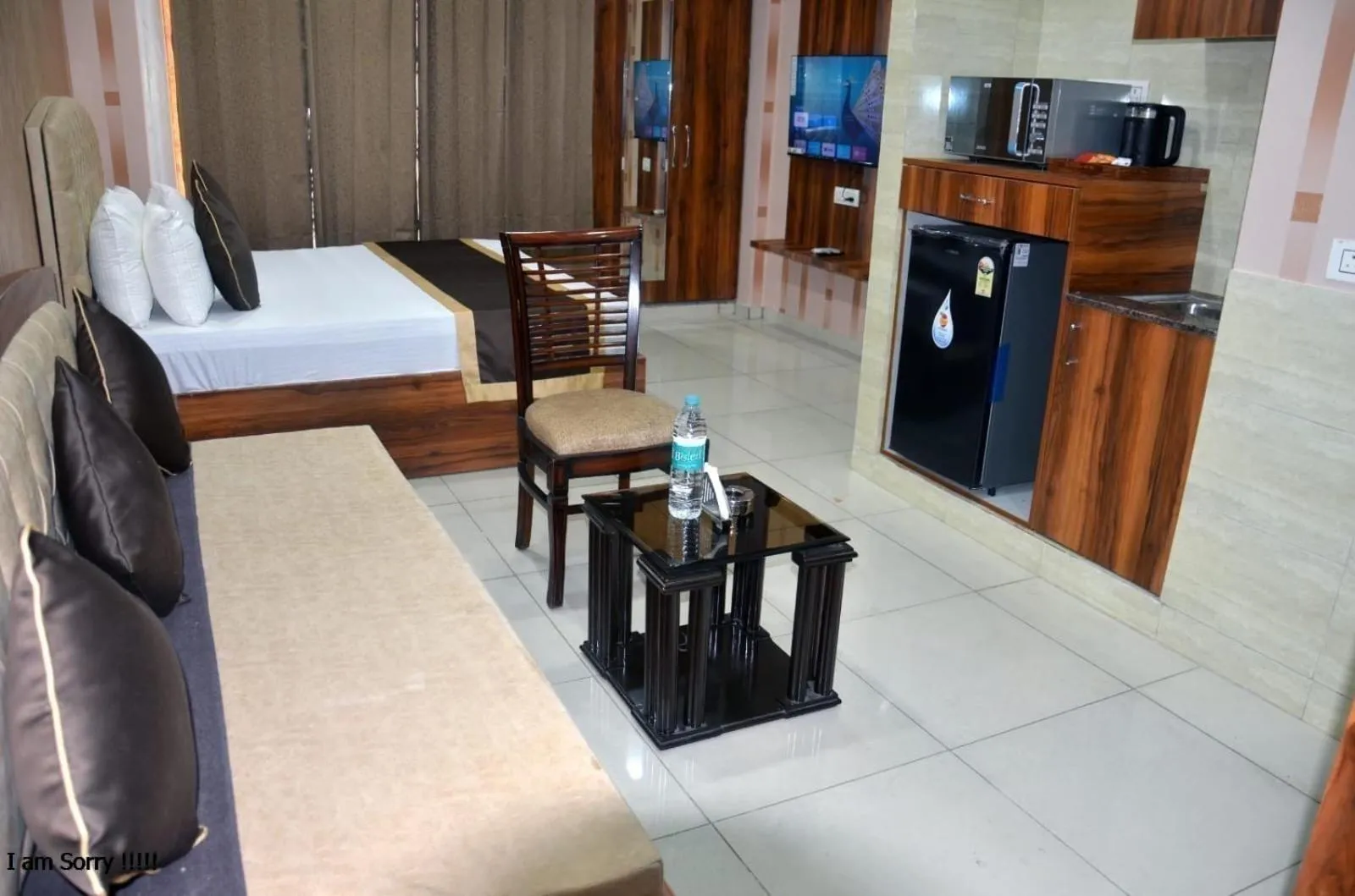 Photo of the whole room, Bed in Royal Holiday Homes