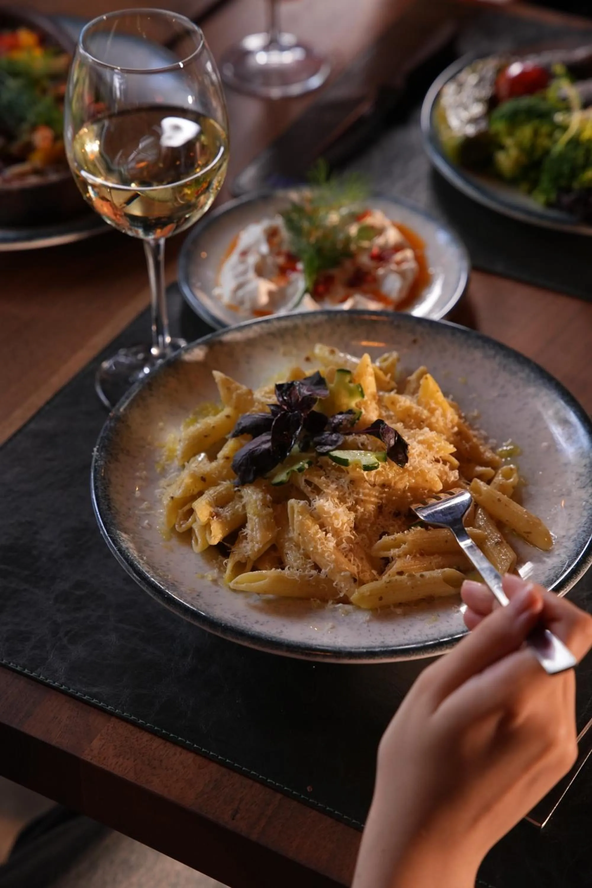 Lunch in Navy Inn & Bungalows