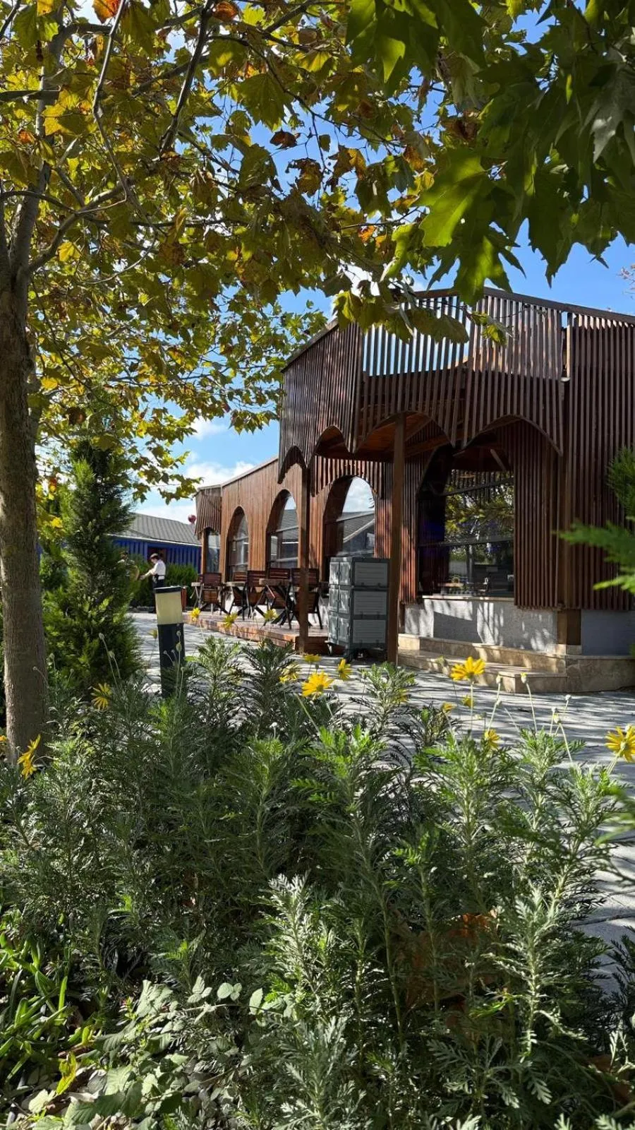 Navy Inn & Bungalows