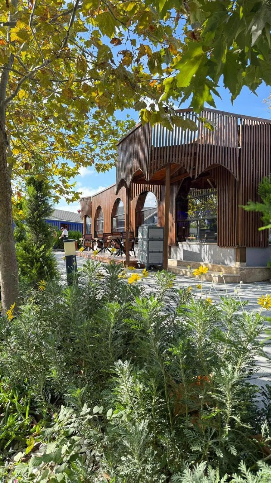 Navy Inn & Bungalows