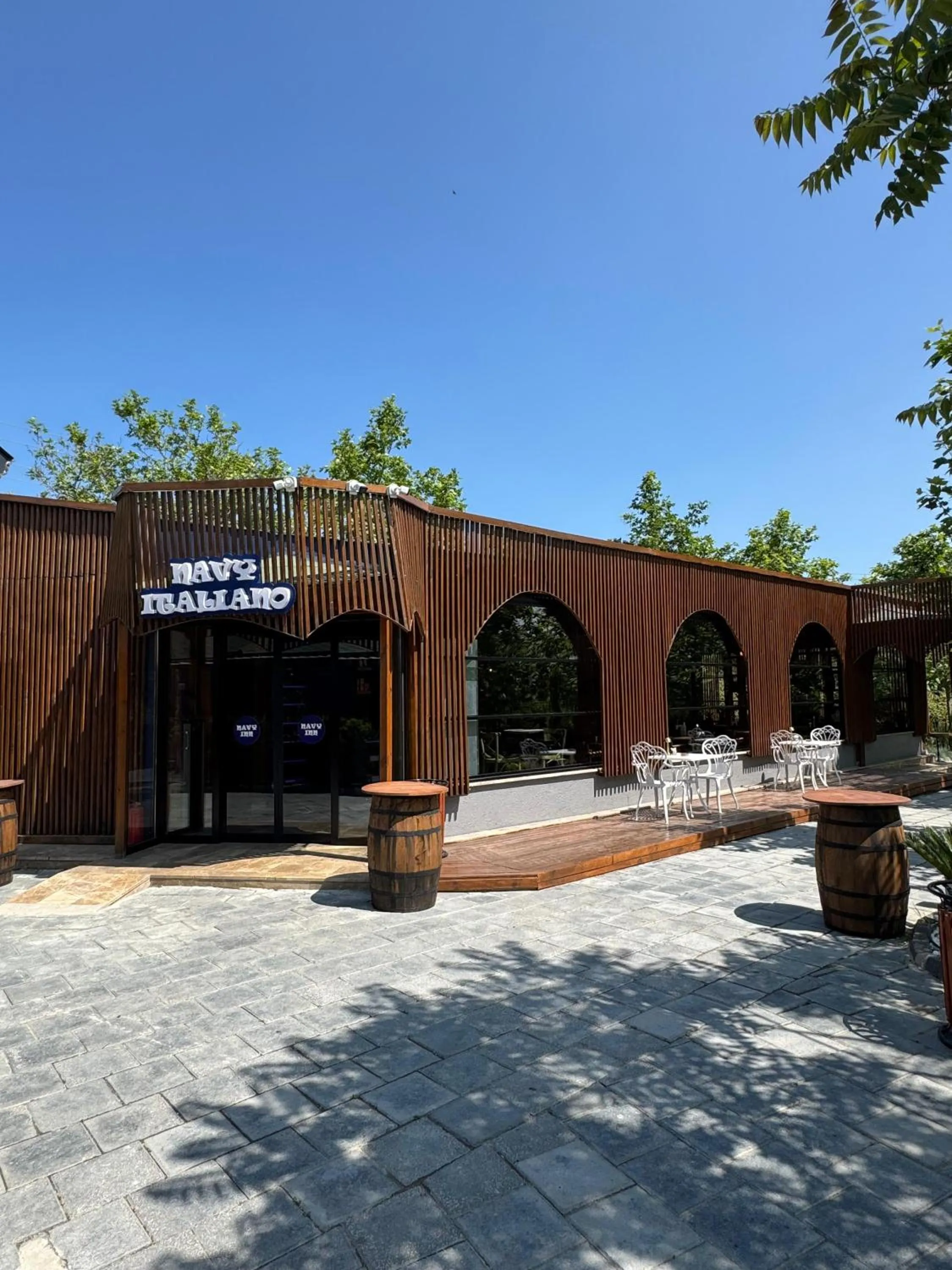 Property building in Navy Inn & Bungalows