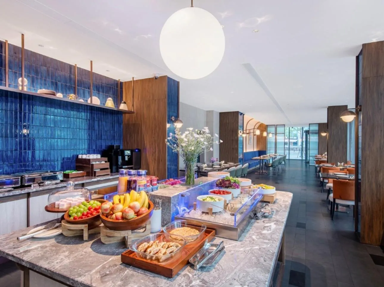 Restaurant/places to eat in Crystal Orange Hotel Shanghai Caohejing Yishan Road