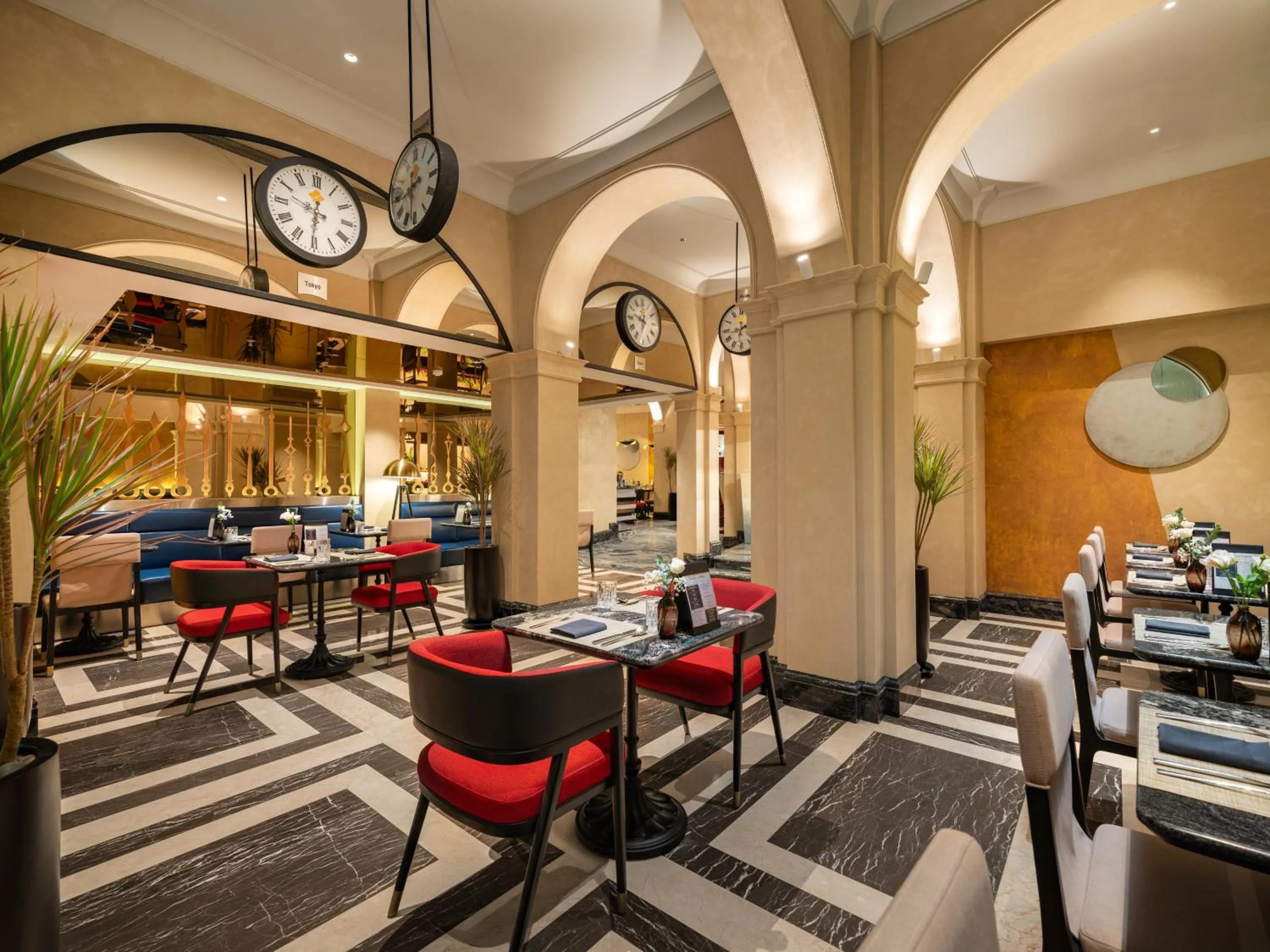 Restaurant/places to eat in GRAND HOTEL du LAC Boutique Saigon