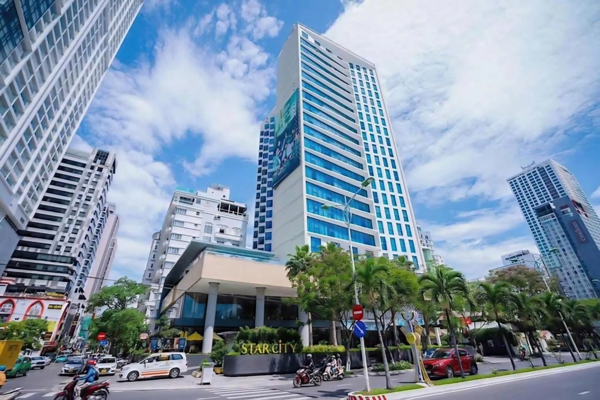 Property building in S Lux Apartment Starcity with Sea View