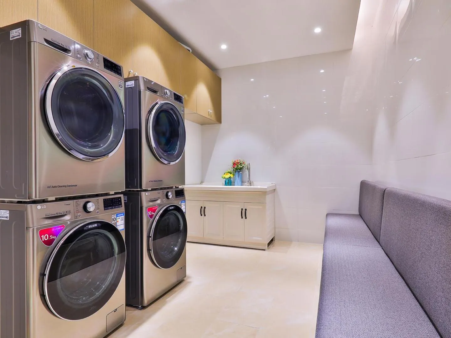 washing machine in Crystal Orange Hotel Shanghai University Dachang