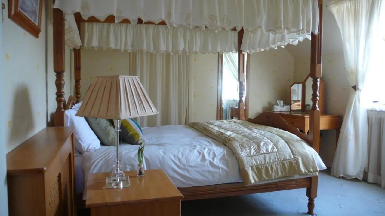 Day in Sandilands House