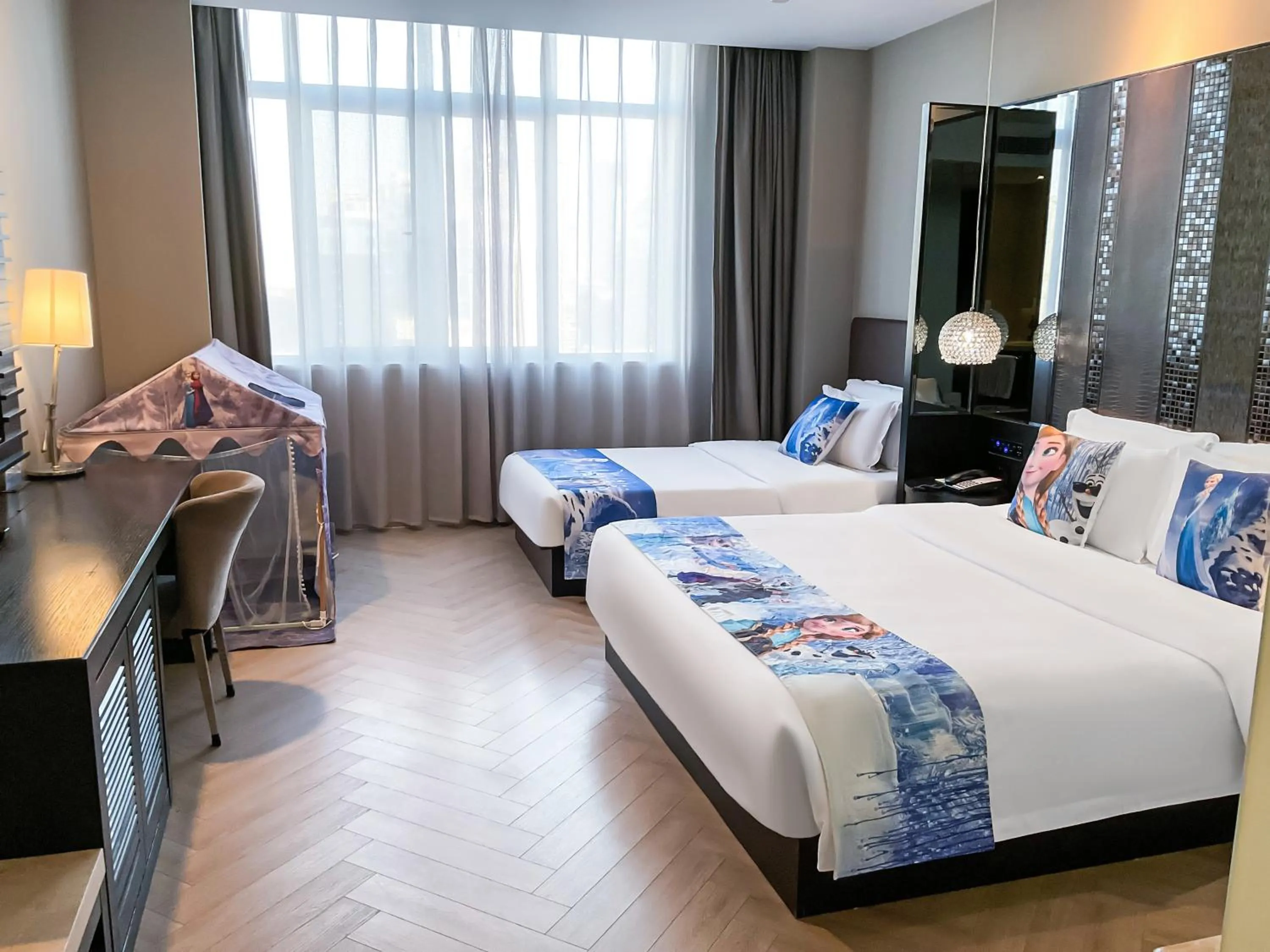 Bed in Crystal Orange Hotel Shanghai International Tourism Resort Chuansha