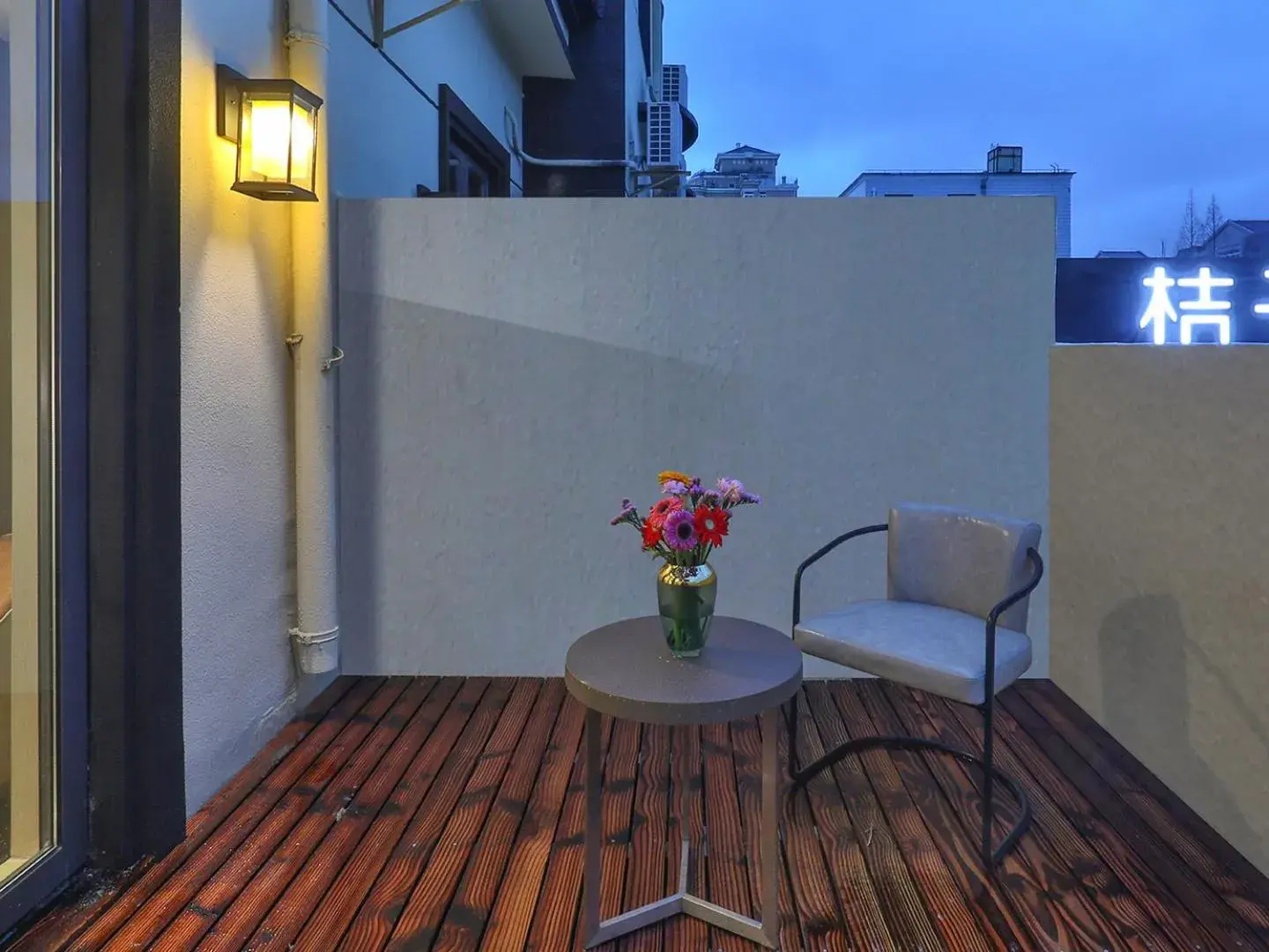 Deluxe Twin Room in Crystal Orange Hotel Shanghai Hongqiao Jinhui Road Deluxe Twin Room in Crystal Orange Hotel Shanghai Hongqiao Jinhui Road