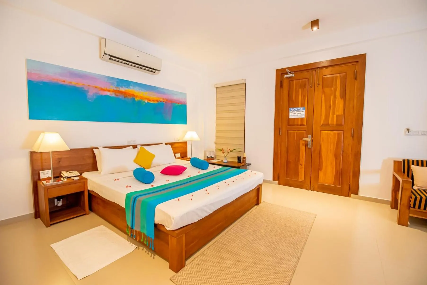 Bed in The Residence Hikkaduwa