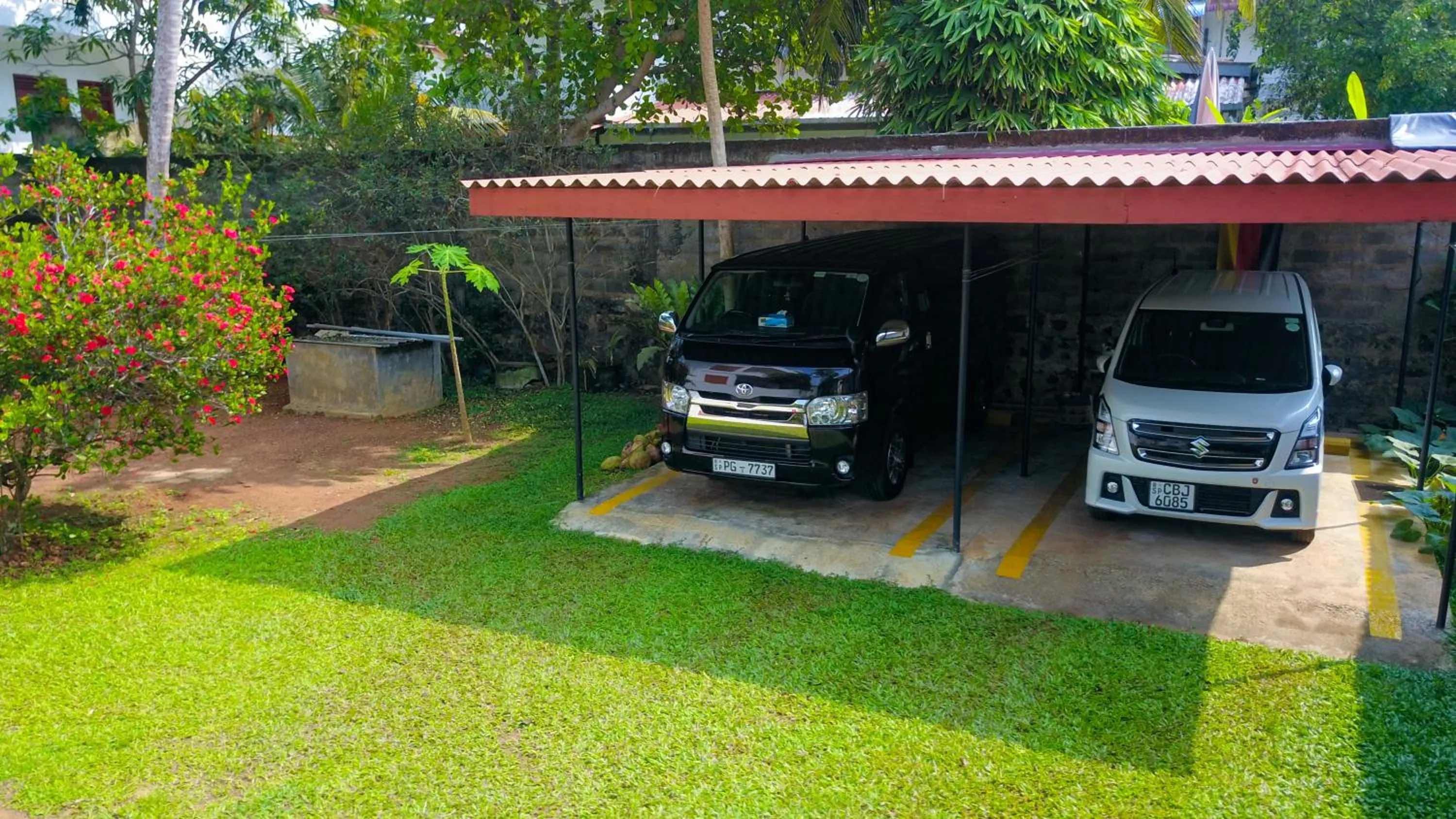 shuttle in The Residence Hikkaduwa