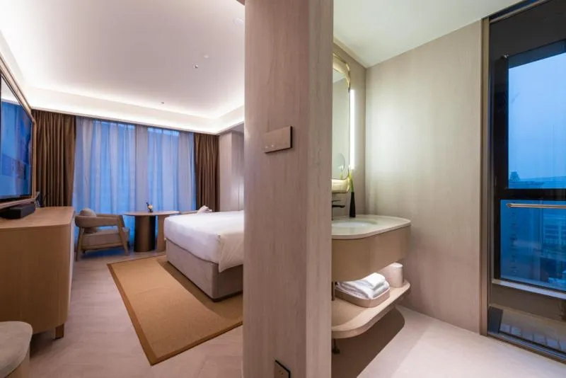 Bed in Shanghai Changfeng Business District Orange Crystal Hotel