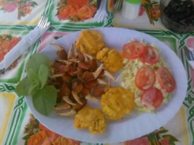 Lunch in Posada Miss Portia