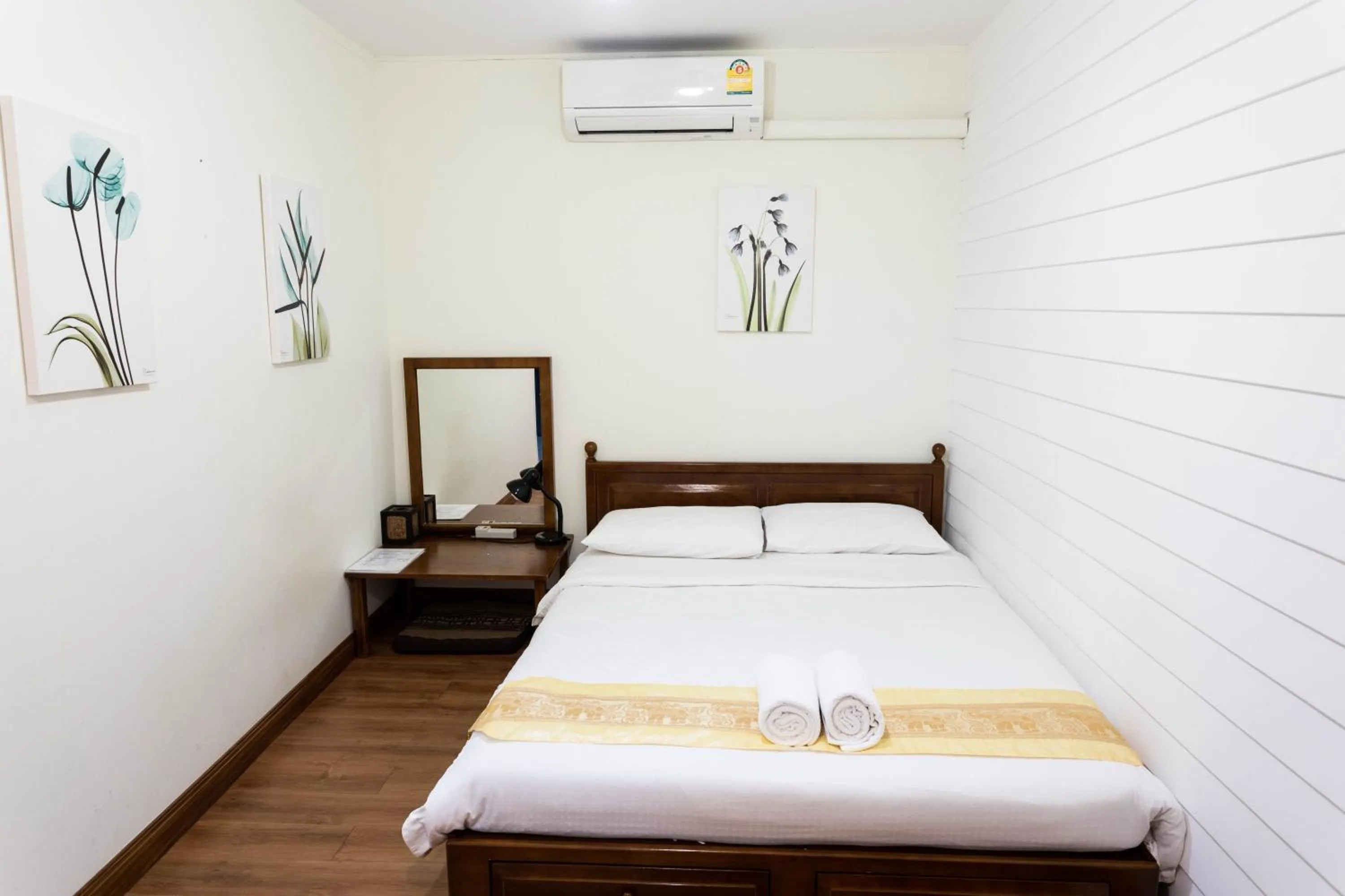 Bed in Tini Kati Hostel