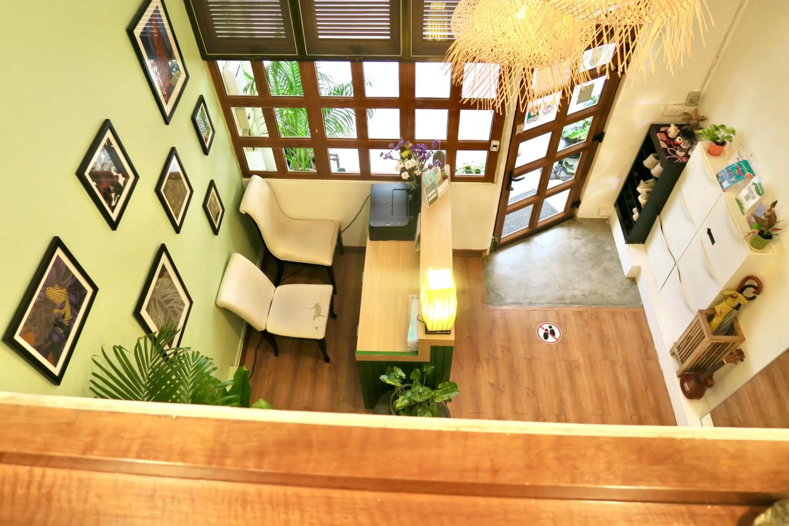 Lobby or reception in Les Fleurs Bangkok Hostel