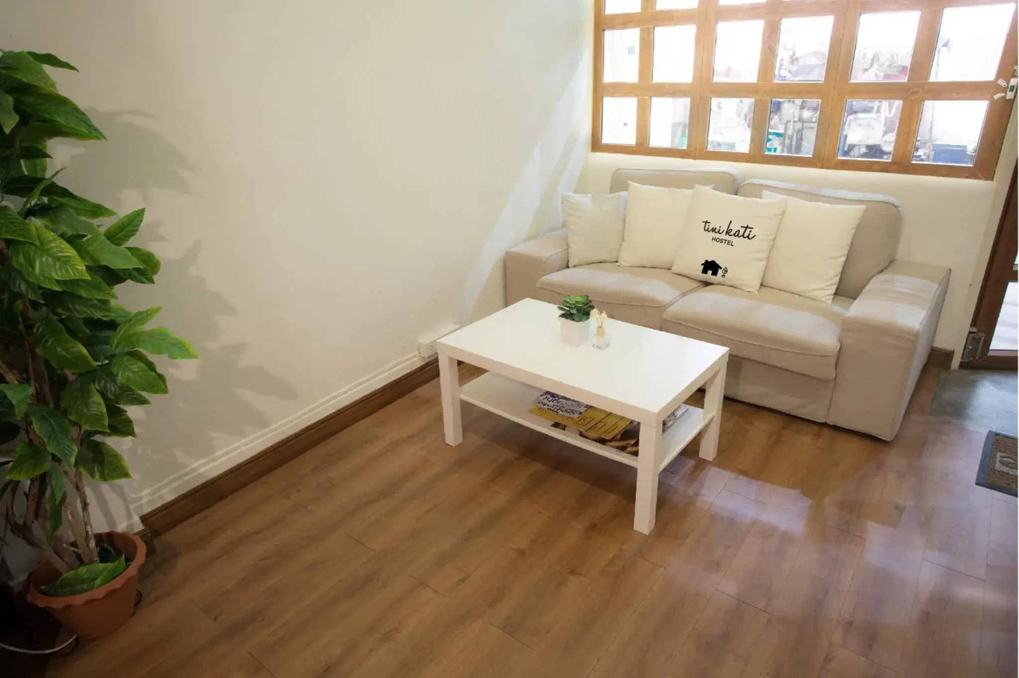 Living room, Seating Area in Tini Kati Hostel Living room, Seating Area in Tini Kati Hostel