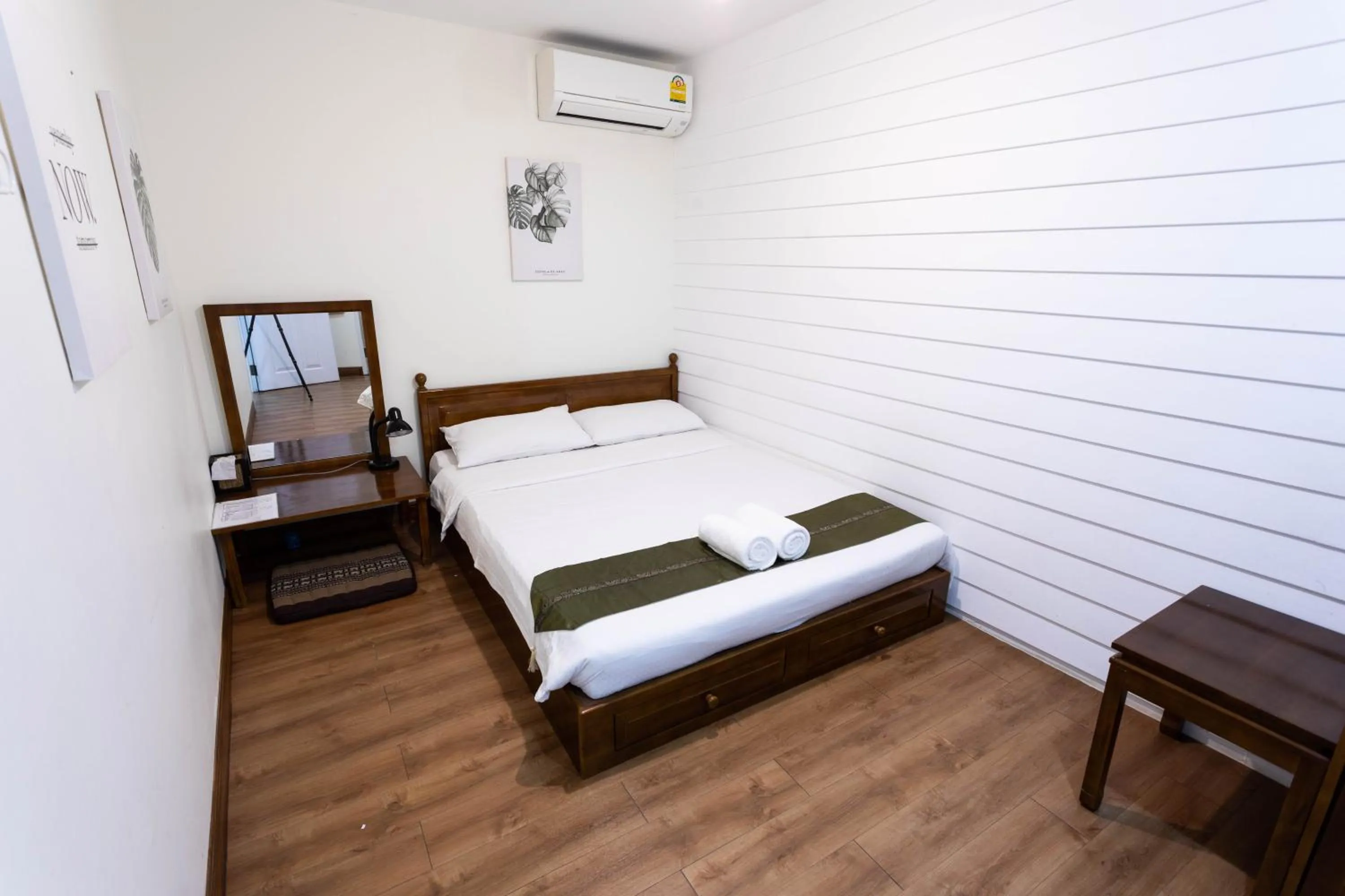 Photo of the whole room, Bed in Tini Kati Hostel
