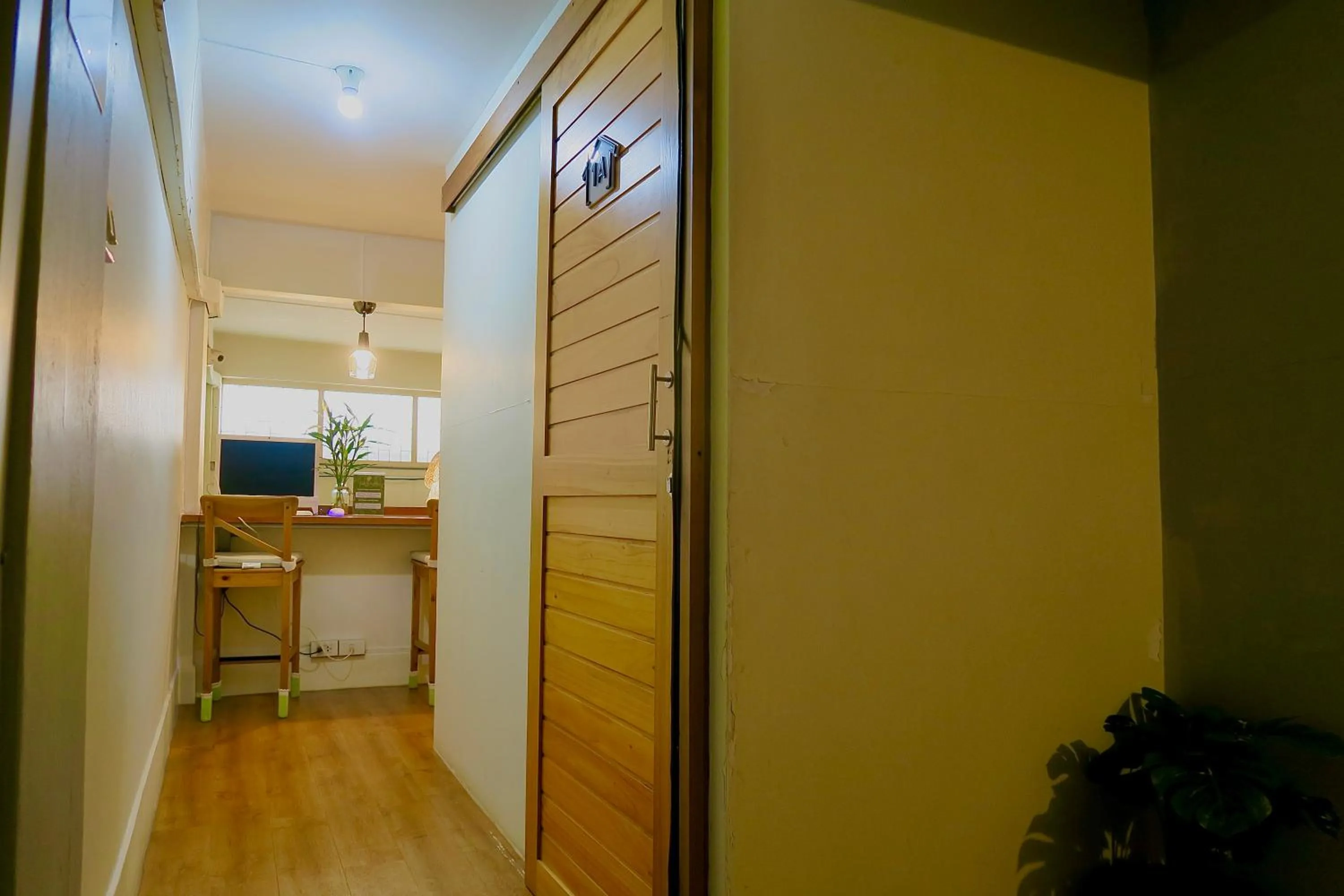 Floor plan in Les Fleurs Bangkok Hostel