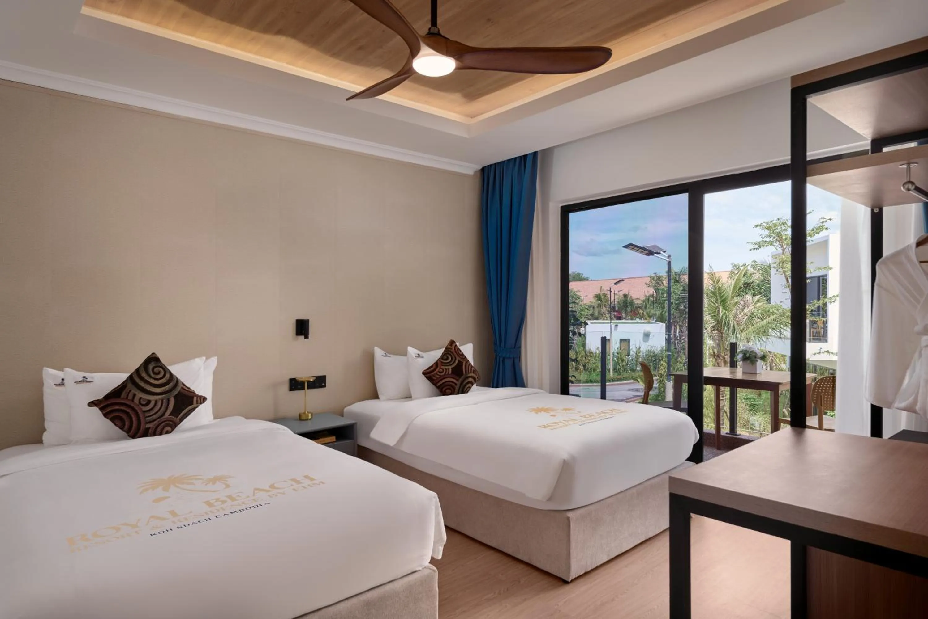 Bed in Royal Beach Resort and Residence by EHM