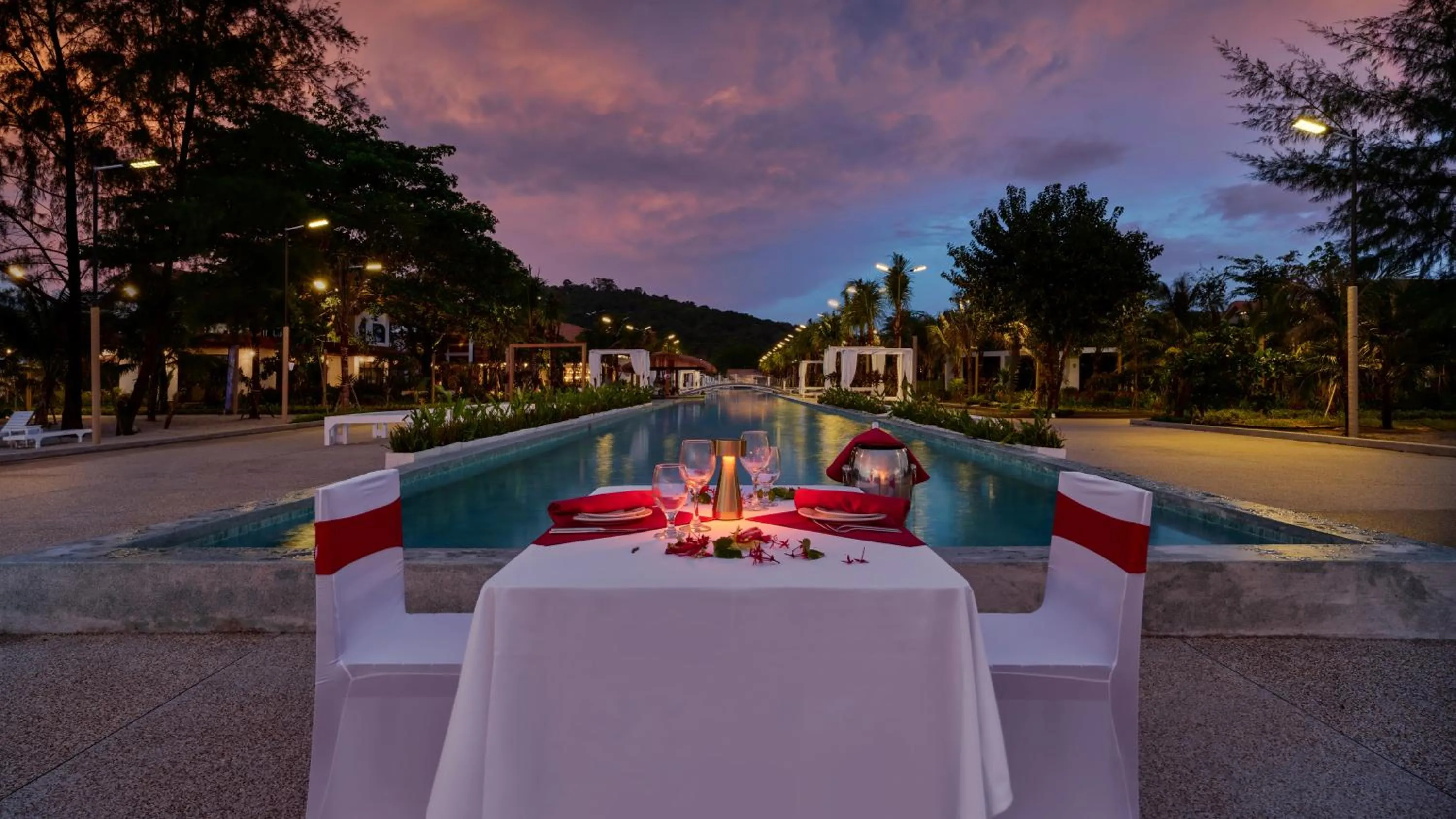 Dinner in Royal Beach Resort and Residence by EHM