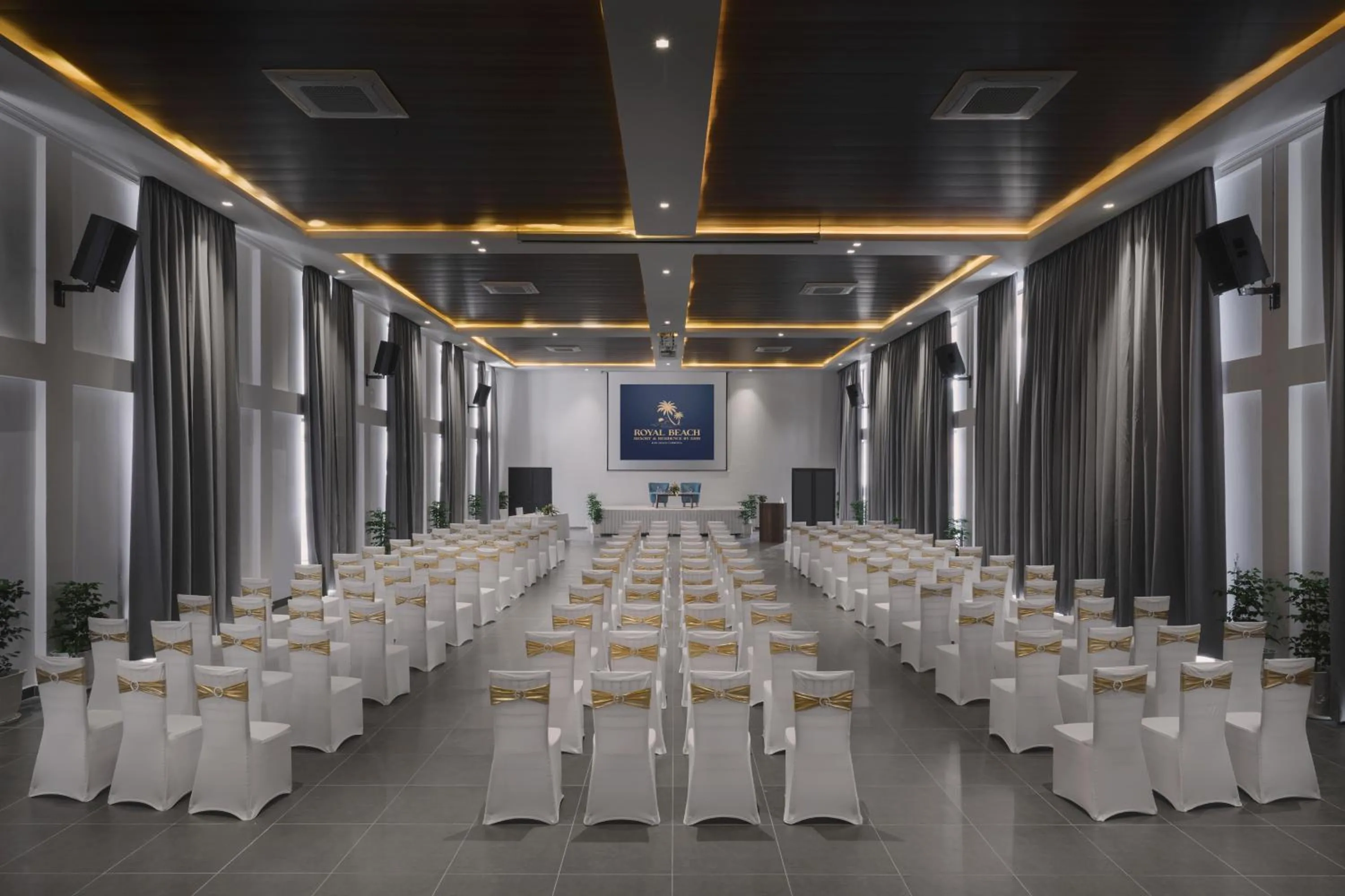 Meeting/conference room in Royal Beach Resort and Residence by EHM