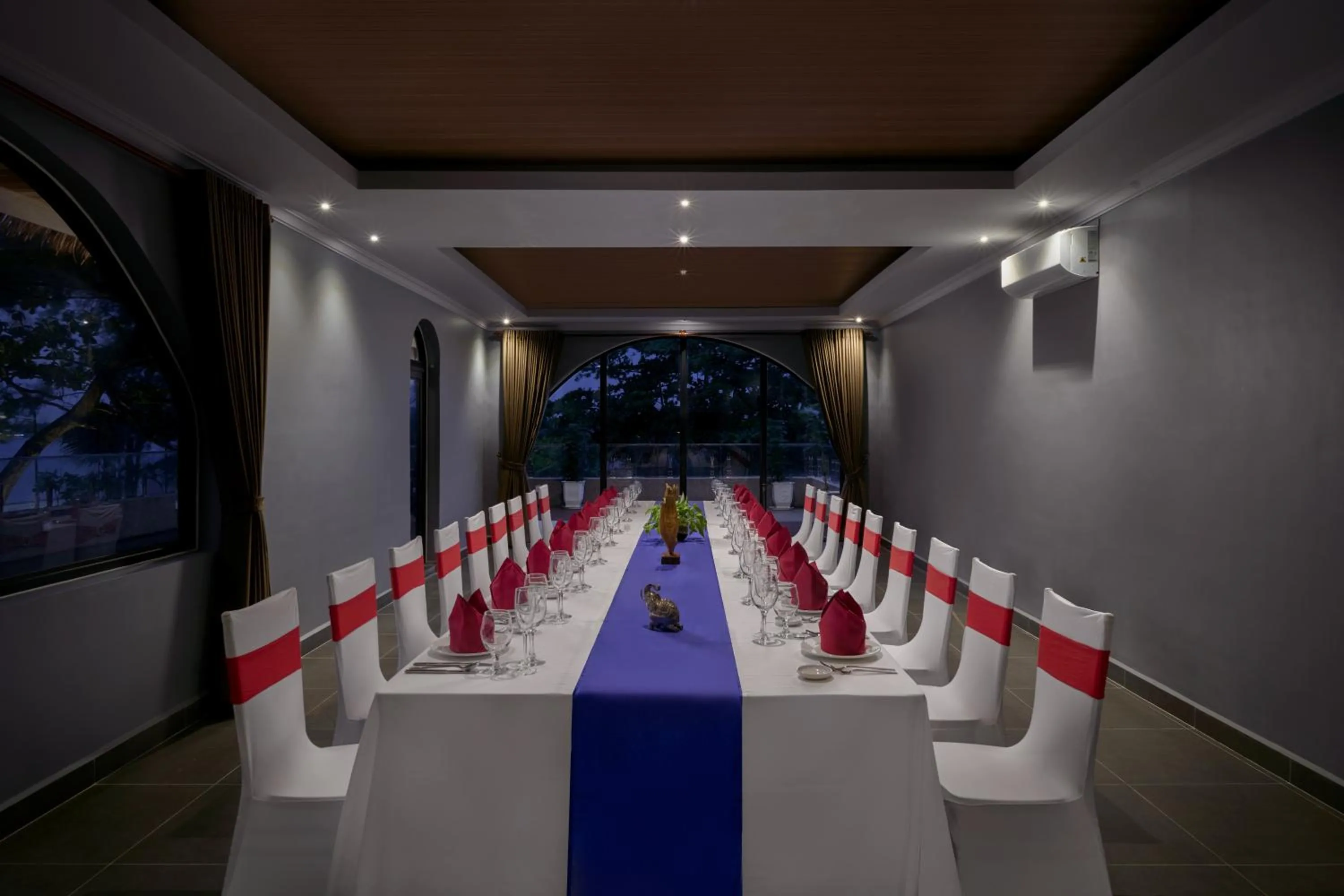 Dining area in Royal Beach Resort and Residence by EHM