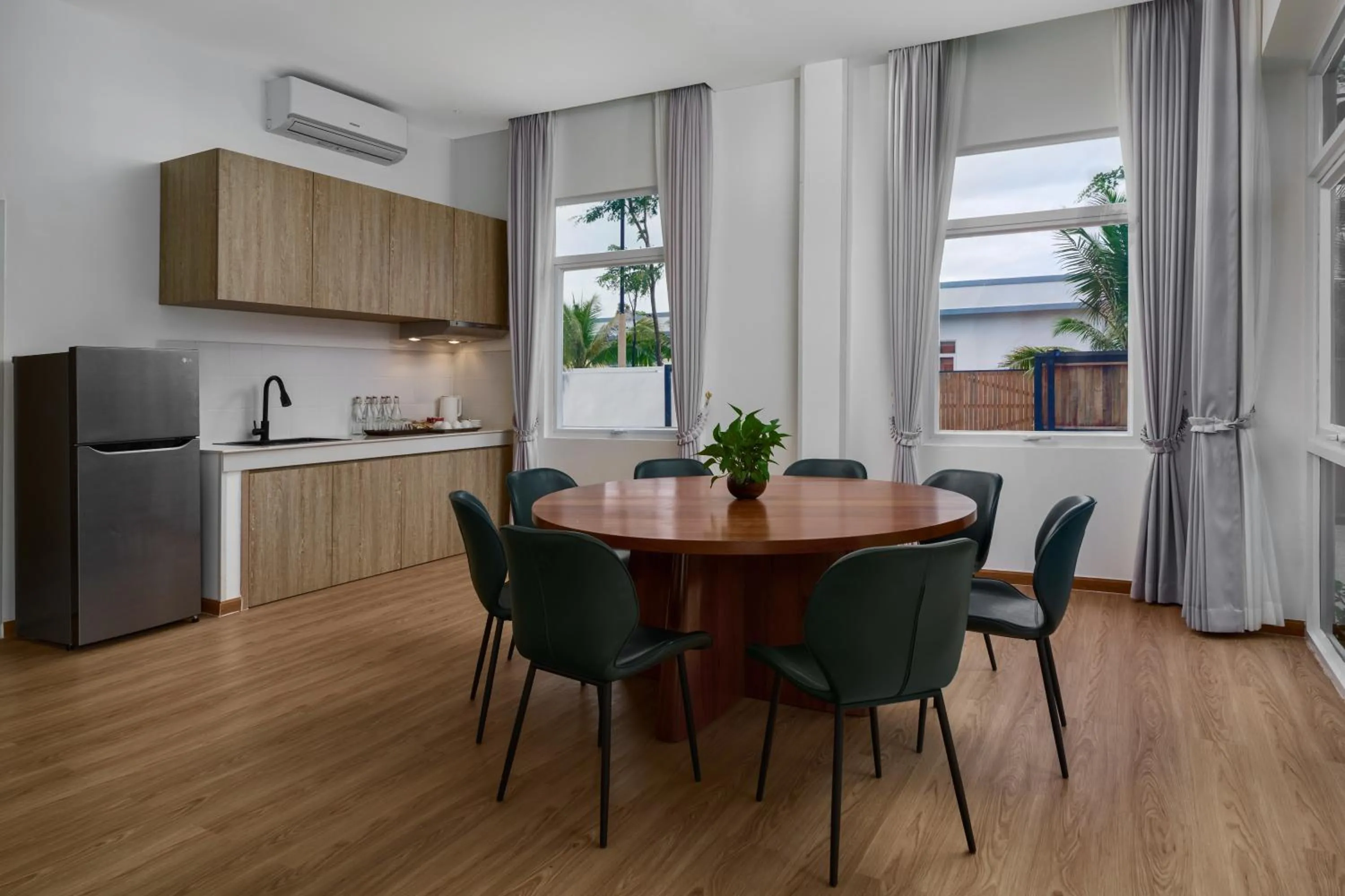 Dinner in Royal Beach Resort and Residence by EHM