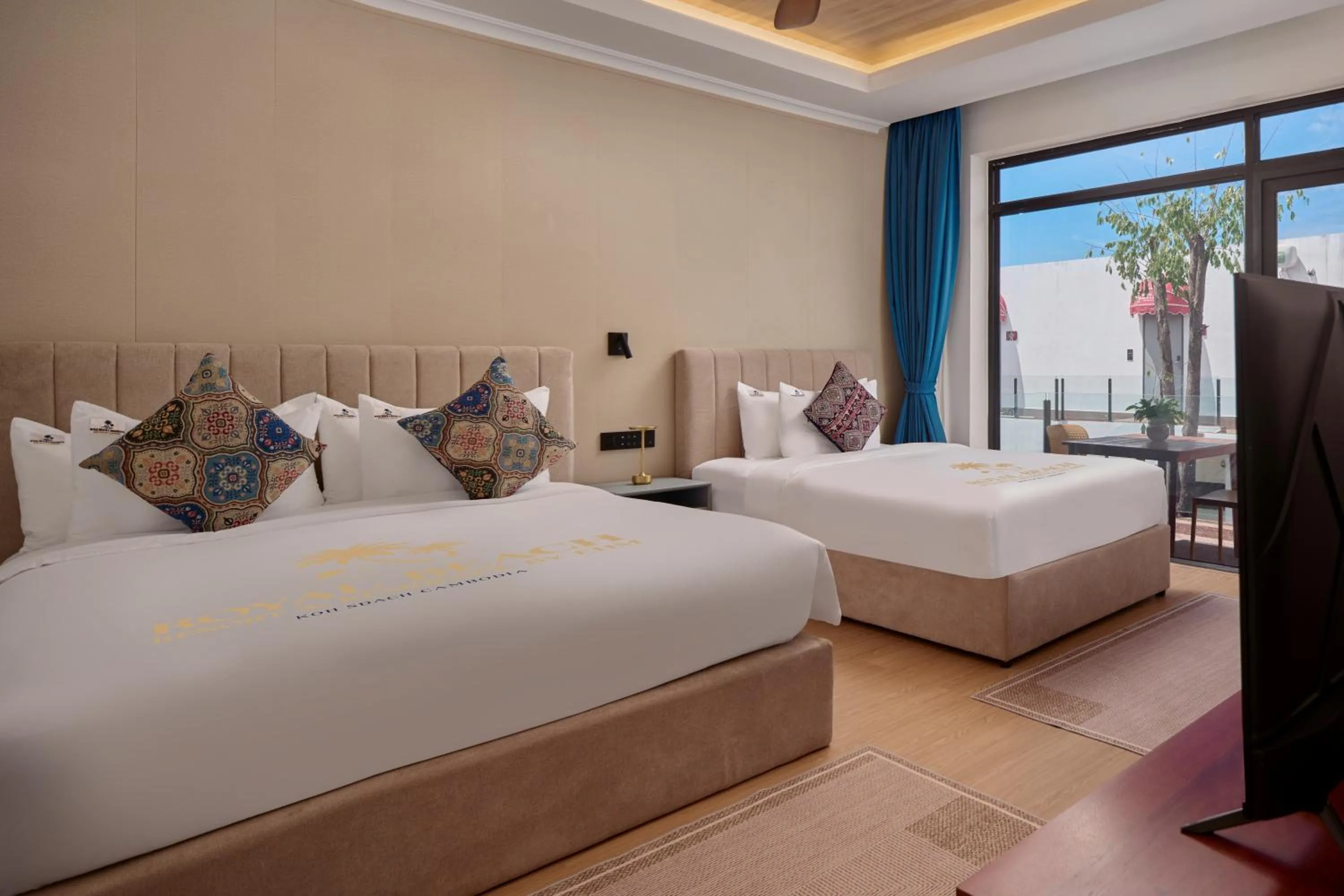 Bed in Royal Beach Resort and Residence by EHM