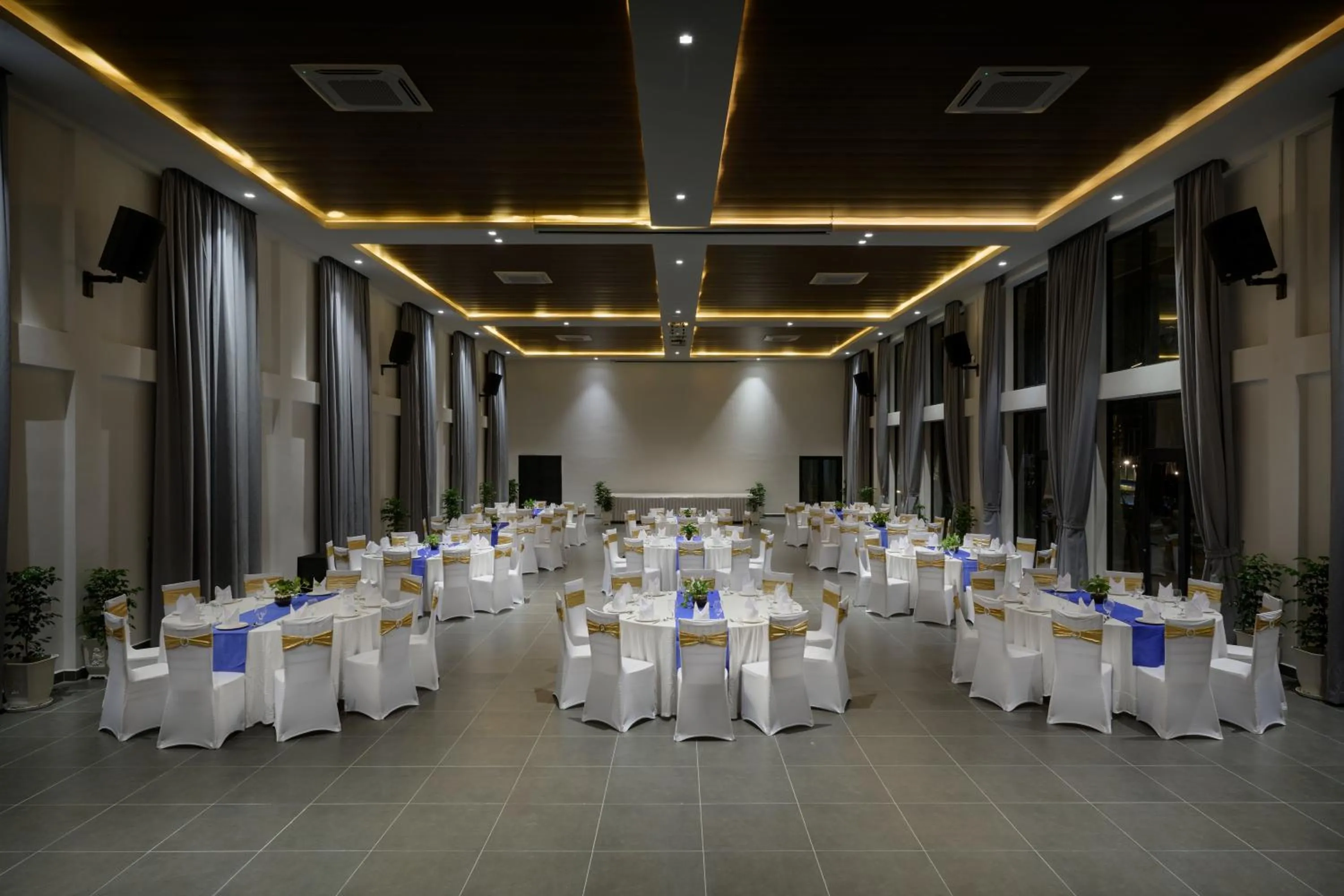 Meeting/conference room in Royal Beach Resort and Residence by EHM