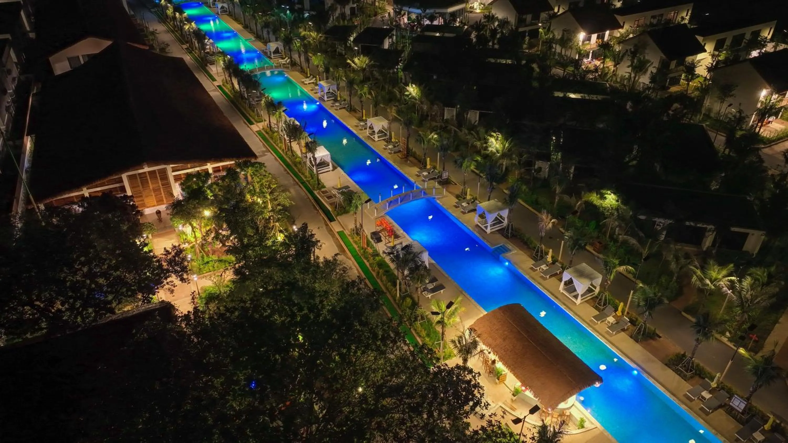 Night in Royal Beach Resort and Residence by EHM