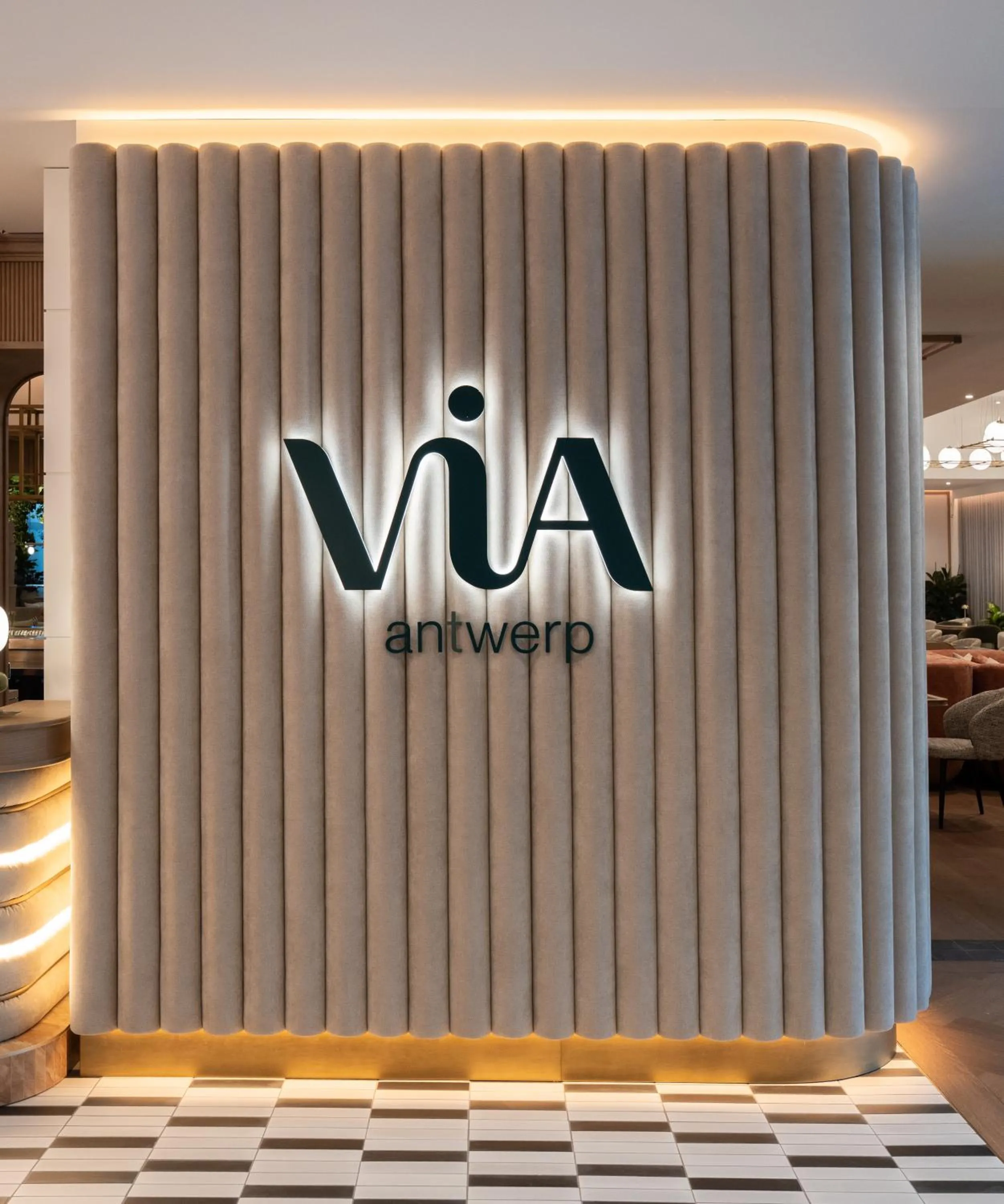 Logo/Certificate/Sign in Via Antwerp