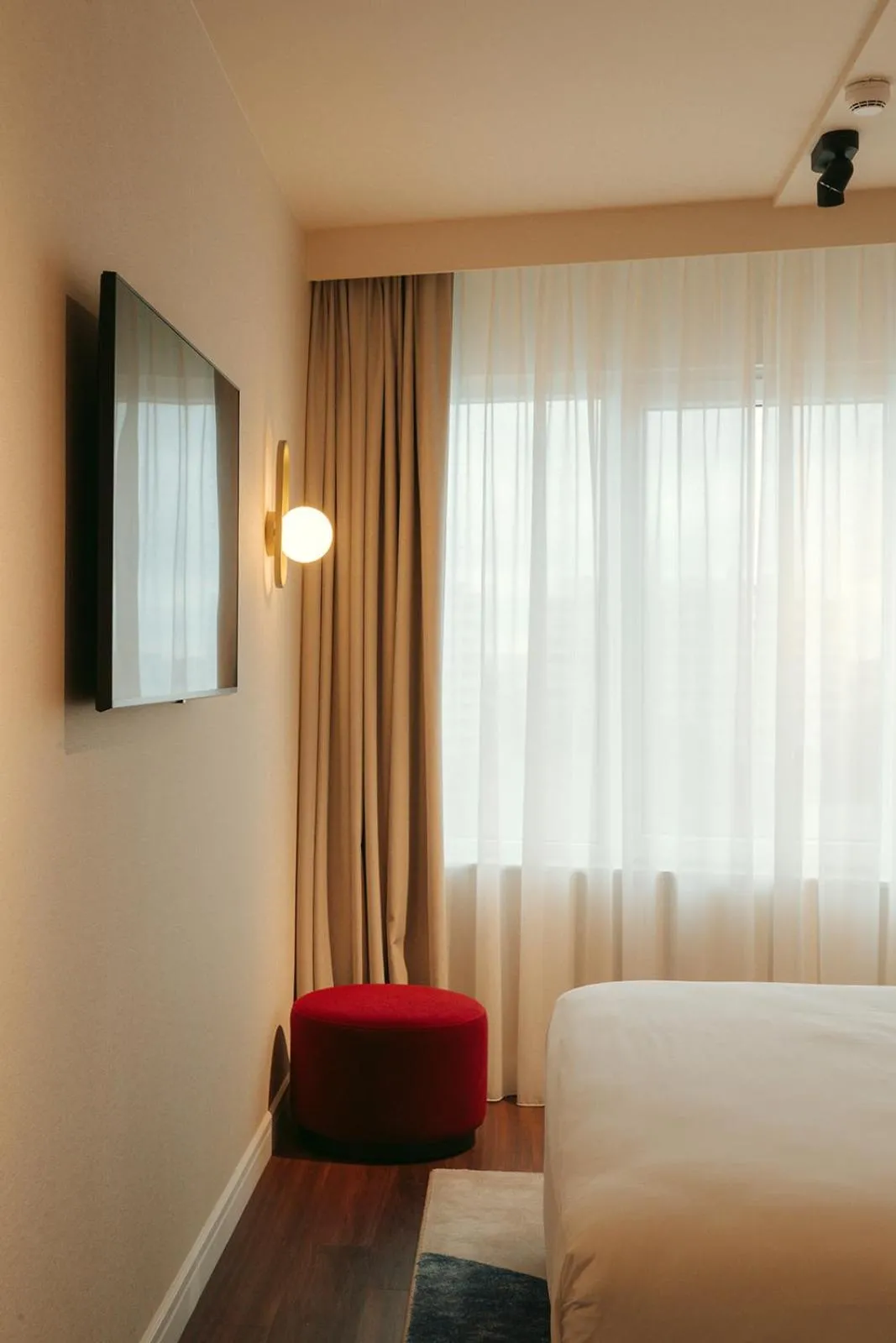 TV and multimedia, Bed in Via Antwerp