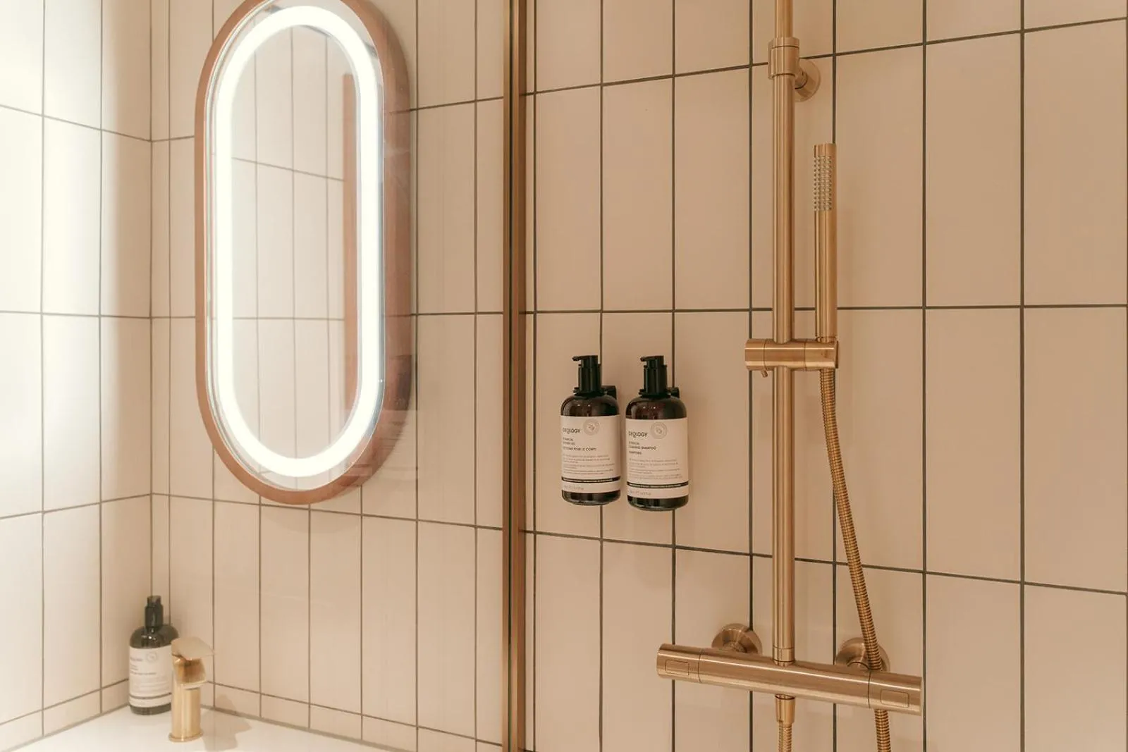 Bathroom in Via Antwerp