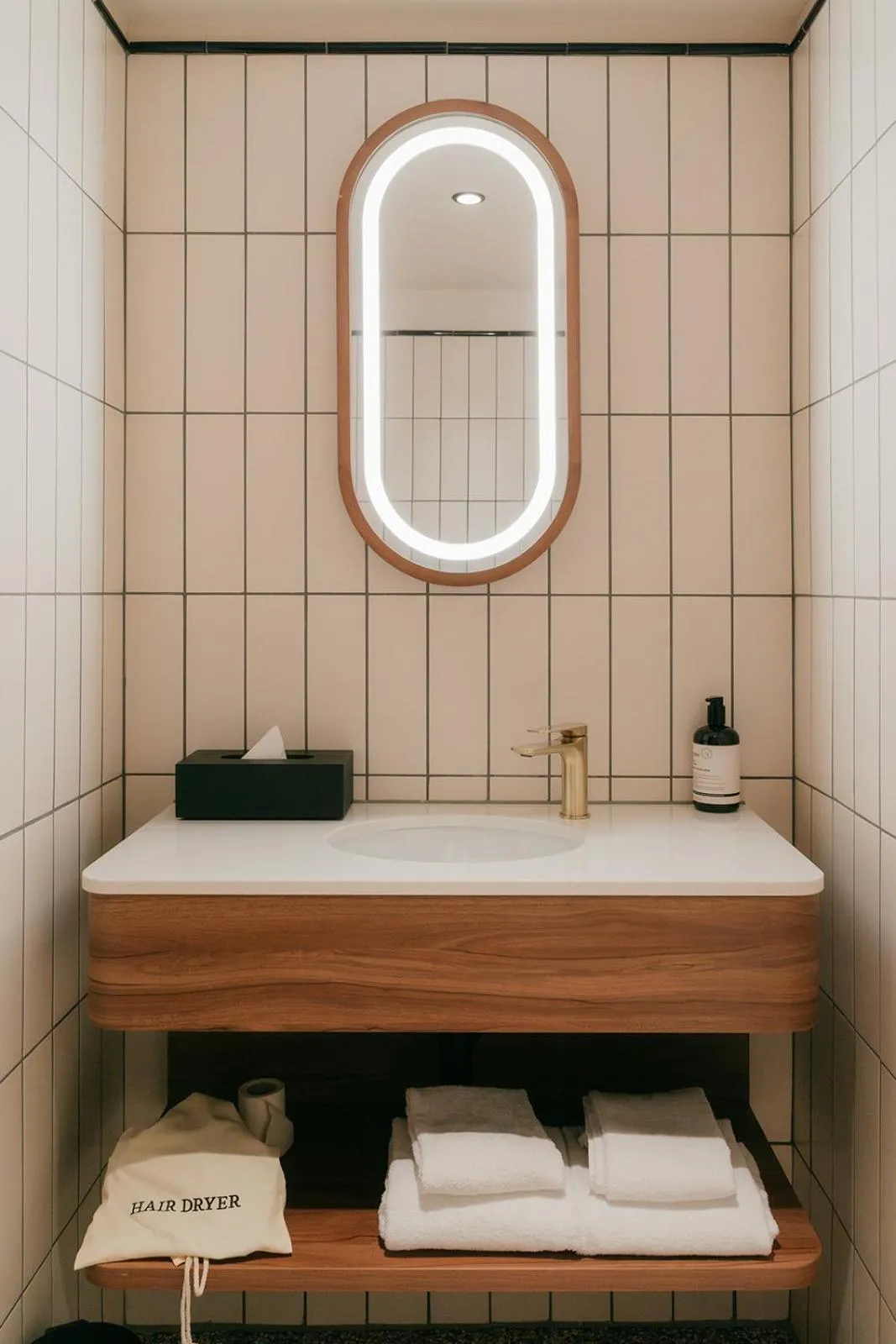 Bathroom in Via Antwerp